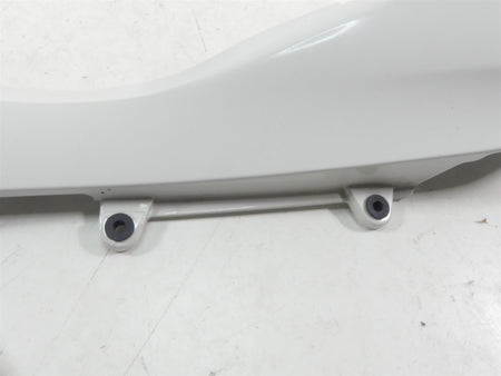 2017 BMW R1200RT K52 Left Tail Side Fairing Cover Alpinweiss 46638533567 {{ shop.shopifyCountryName }} - Mototech271