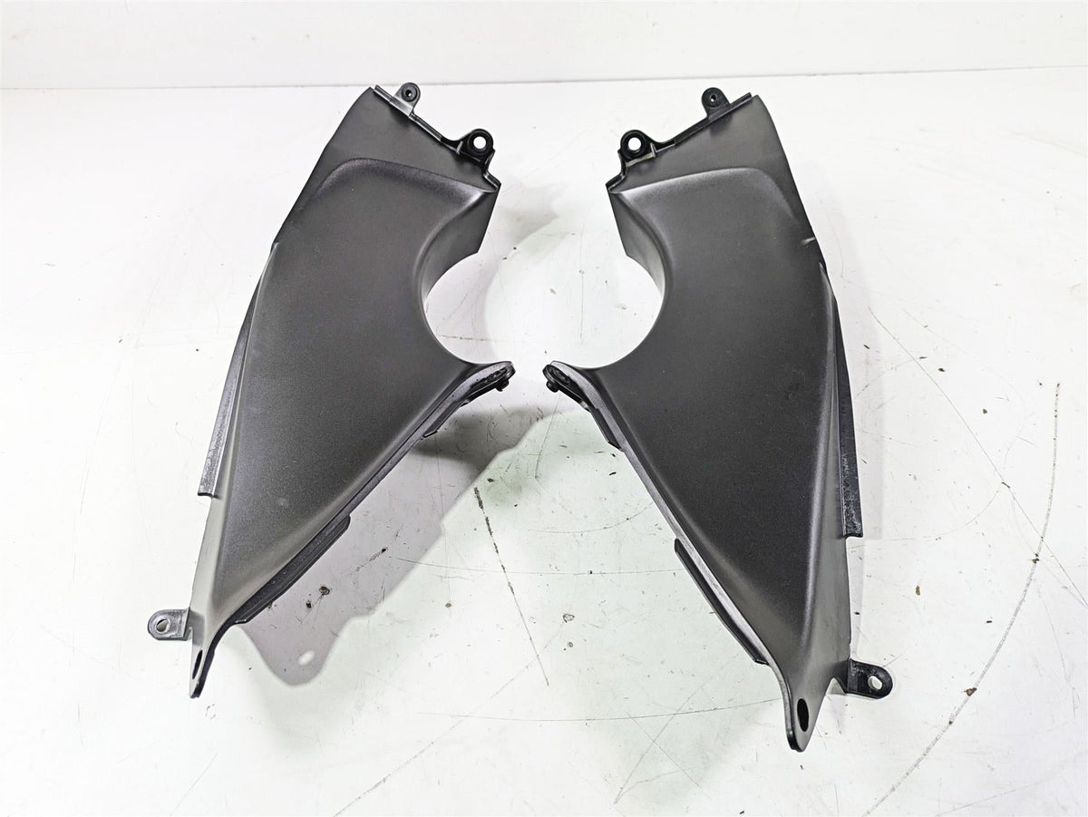 2005 Kawasaki ZX12R Ninja Upper Inner Air Duct Cover Set 55028-1435 {{ shop.shopifyCountryName }} - Mototech271
