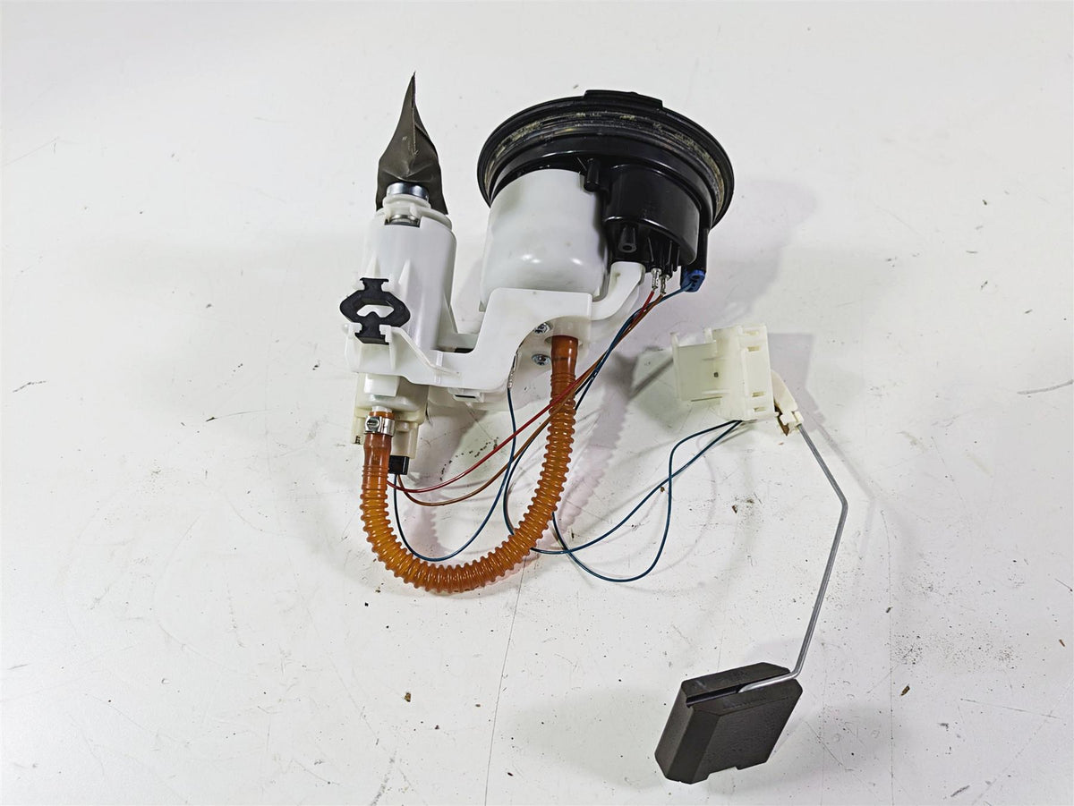 2016 BMW S1000RR K46 Fuel Gas Petrol Pump Tested 16147718349 {{ shop.shopifyCountryName }} - Mototech271