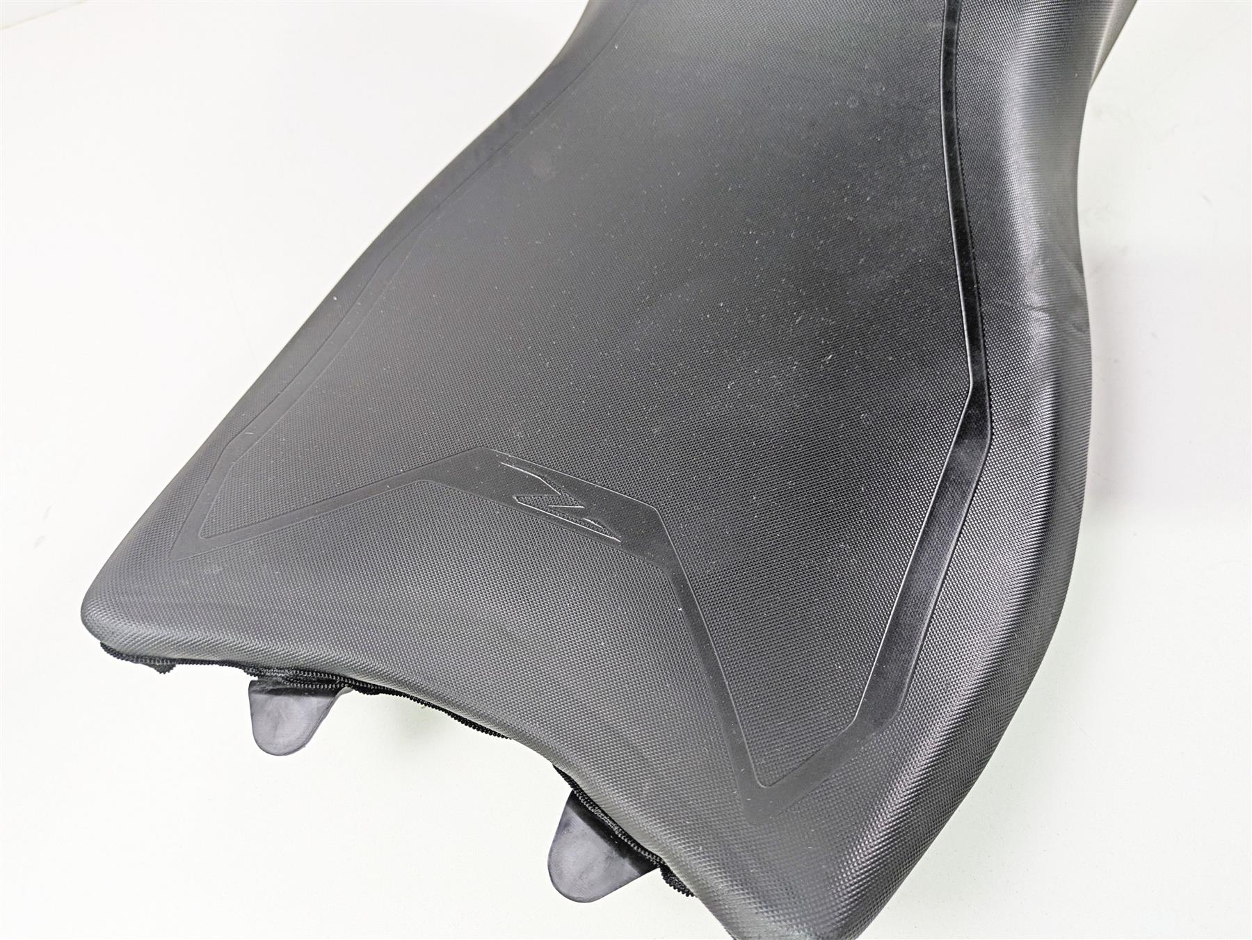 2018 KTM 1290 Super Duke R Front Rider Driver Saddle Seat 61307046000 {{ shop.shopifyCountryName }} - Mototech271