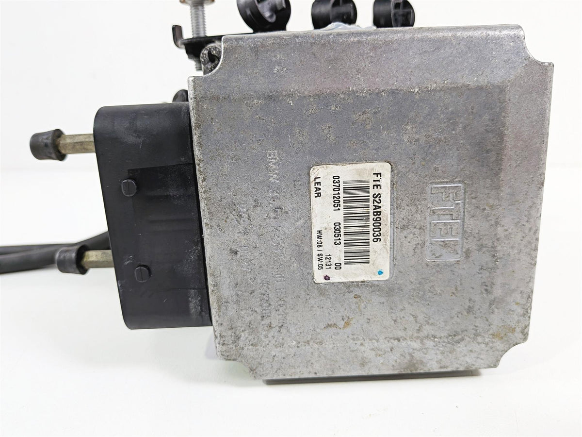 2002 BMW K1200LT 89V3 Integral Abs Control Module Pump -READ 34517728205 {{ shop.shopifyCountryName }} - Mototech271