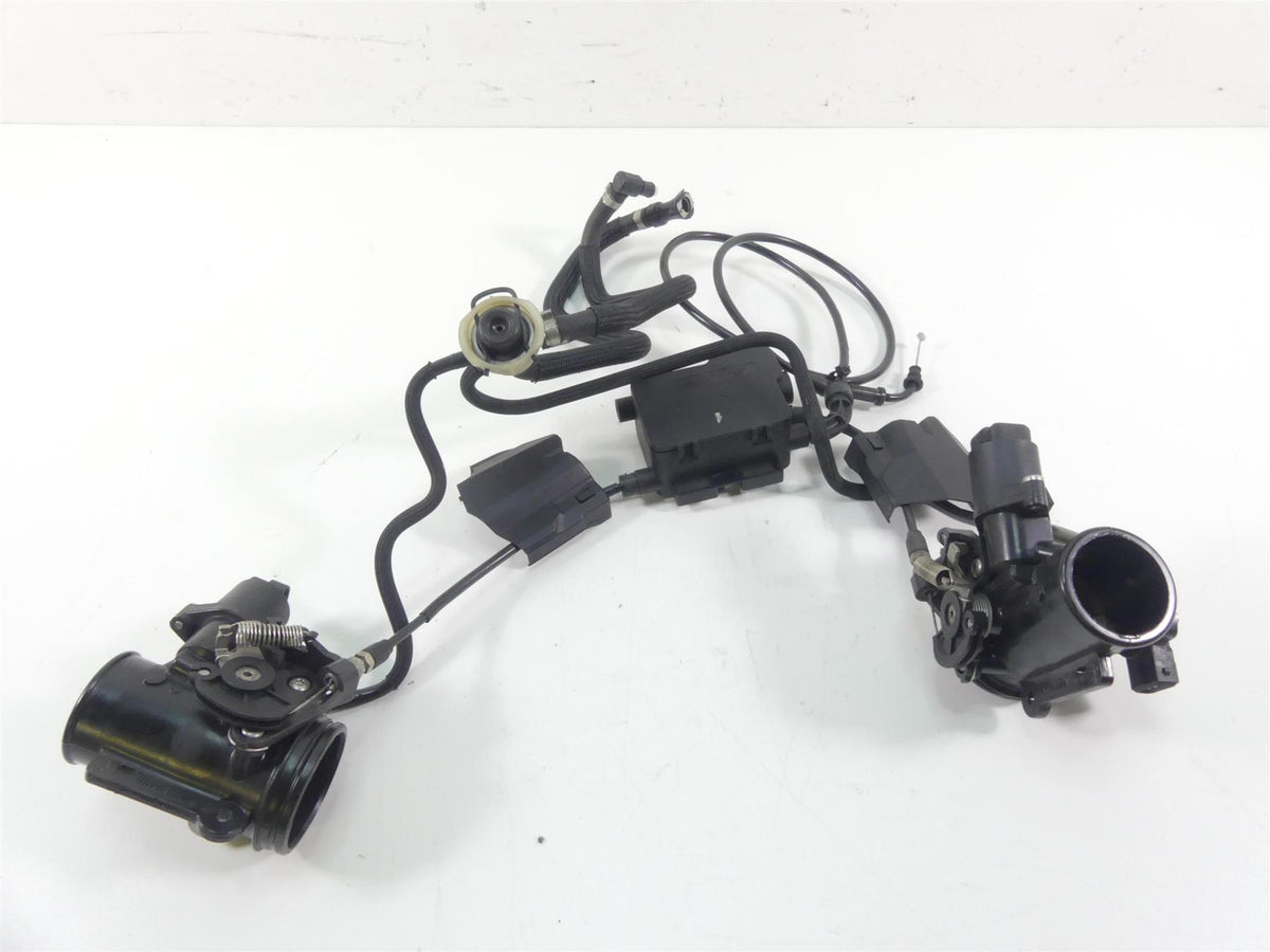 2017 BMW RnineT Racer K32 Bing Throttle Body Bodies & Junction Set 13547705239 {{ shop.shopifyCountryName }} - Mototech271