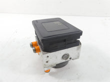 Load image into Gallery viewer, 2017 BMW R1200GS GSW K50 Abs Brake Pump Pressure Module 34518566956  8566955

