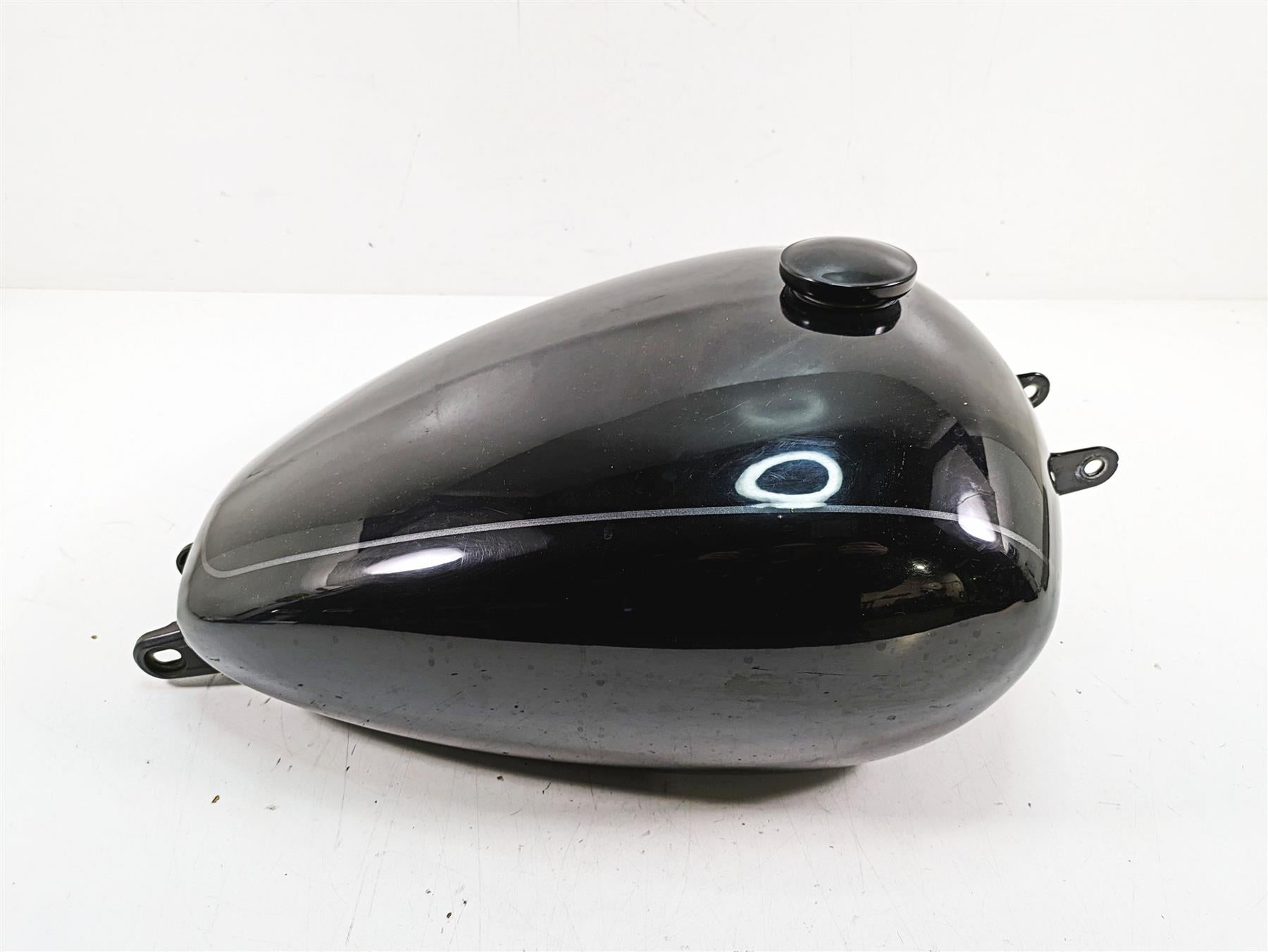 2020 Harley Softail FXBB Street Bob Fuel Gas Petrol Tank - Read 61000673 {{ shop.shopifyCountryName }} - Mototech271