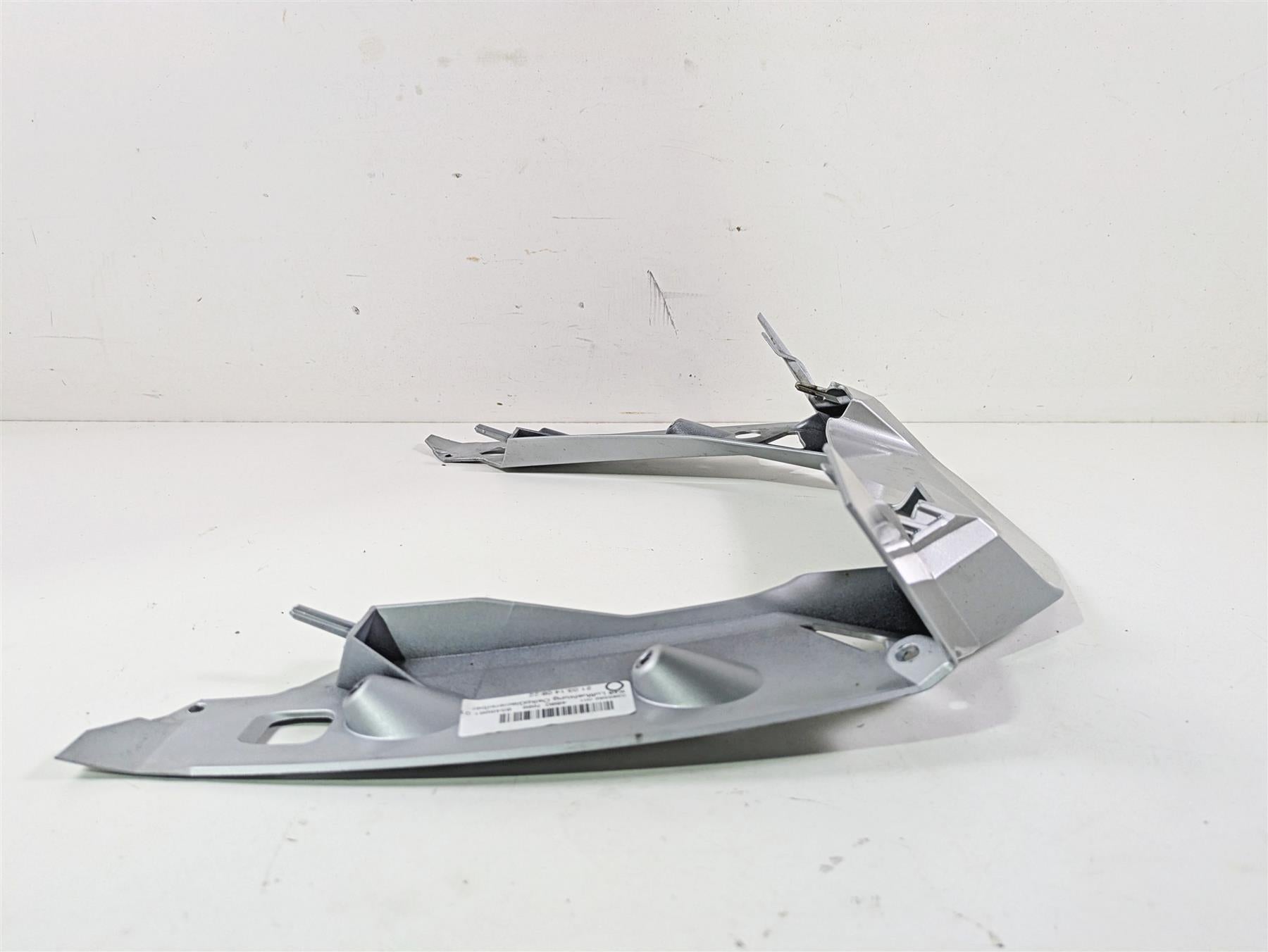 2014 BMW K1600 GTL K48 Front Blinker Mount Fairing 46637710445 {{ shop.shopifyCountryName }} - Mototech271