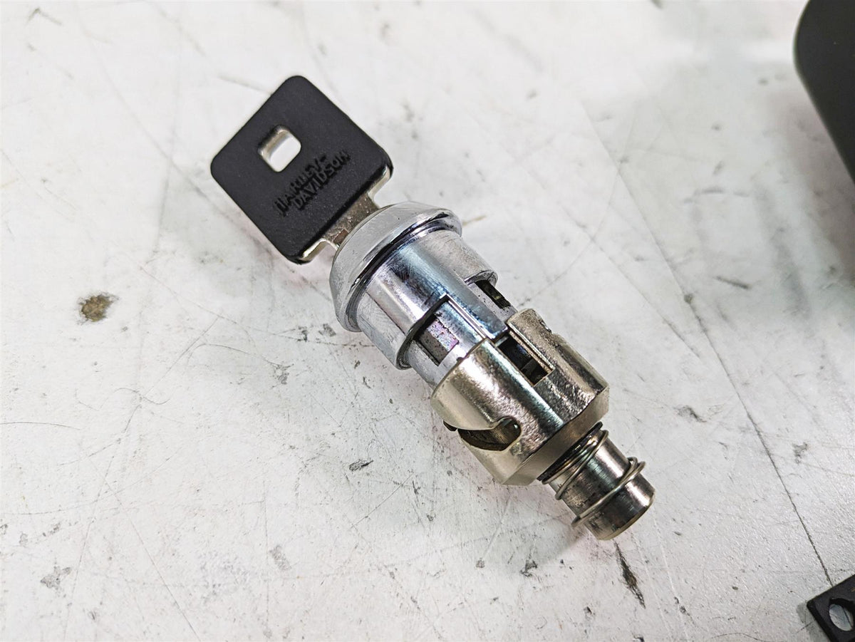 2017 Harley XL883 N Sportster Iron Ignition Switch Steering Lock Set 71400083 {{ shop.shopifyCountryName }} - Mototech271