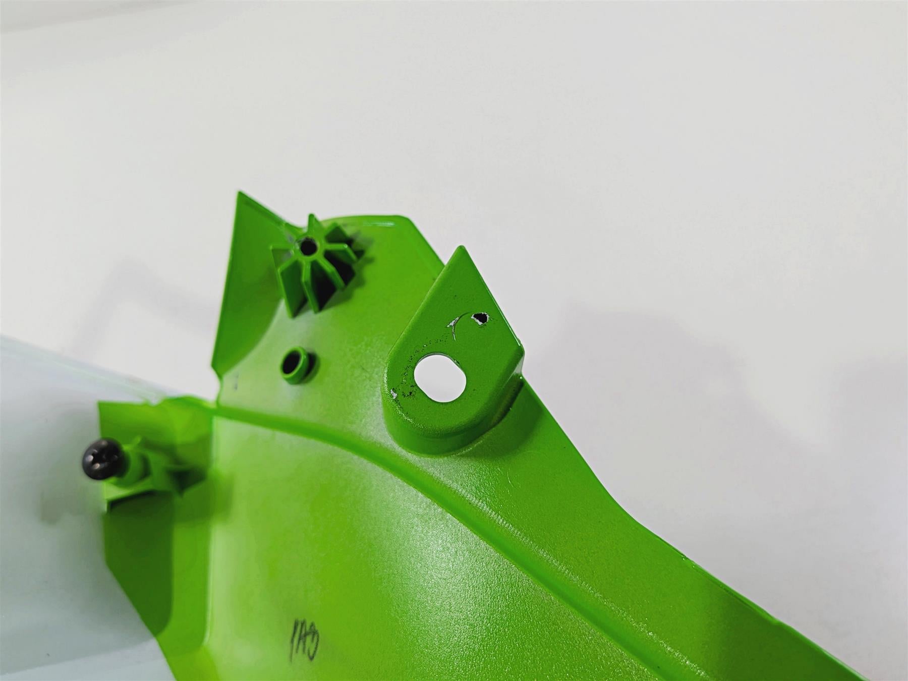 2024 Kawasaki EX500 Ninja 40th An. Right Mid Side Cover Fairing Cowl 55028-0885 {{ shop.shopifyCountryName }} - Mototech271