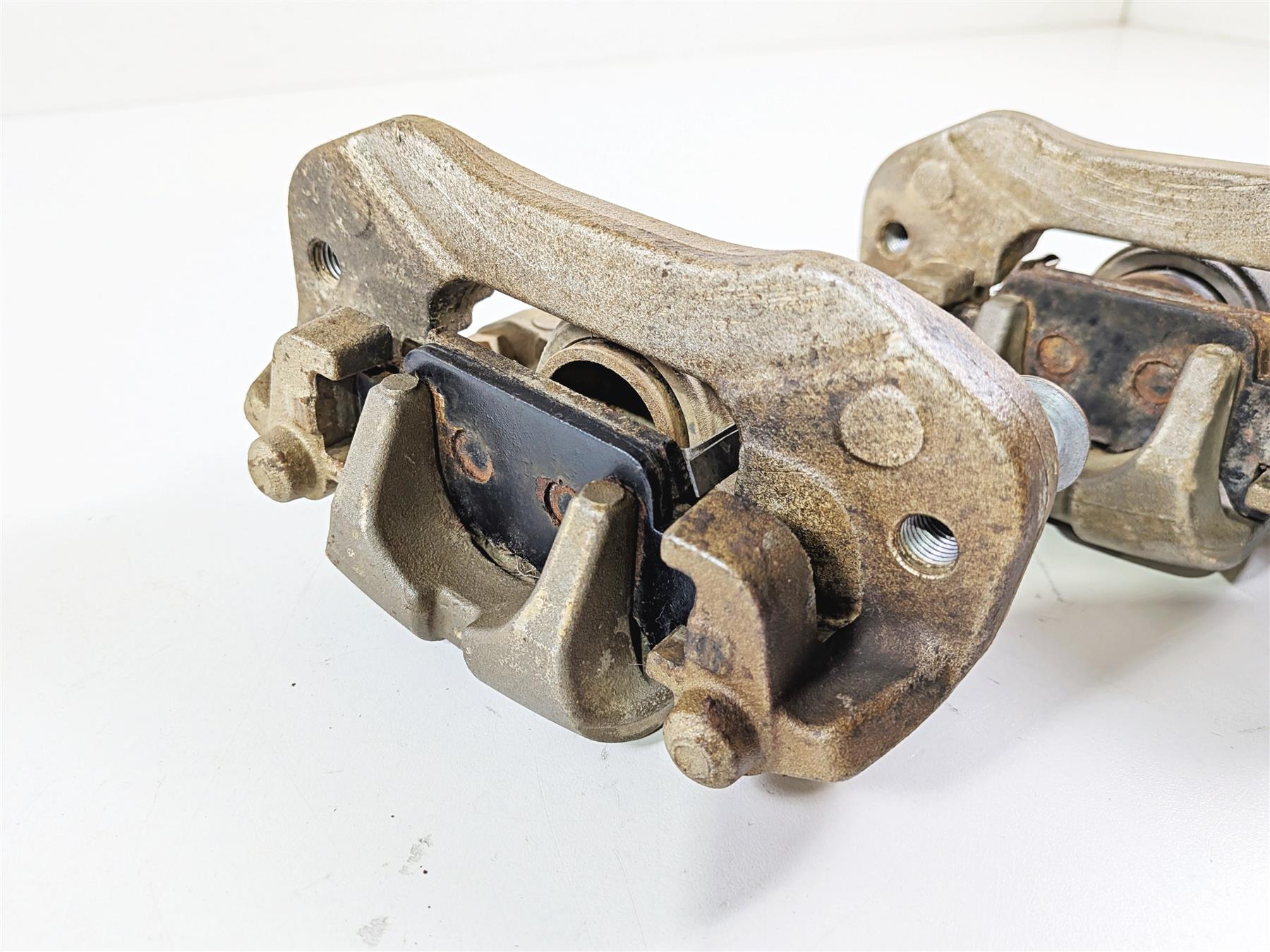 2020 Honda Talon SXS1000 S2R 1000R Rear Brake Caliper Set 43150-HL6-A01 {{ shop.shopifyCountryName }} - Mototech271