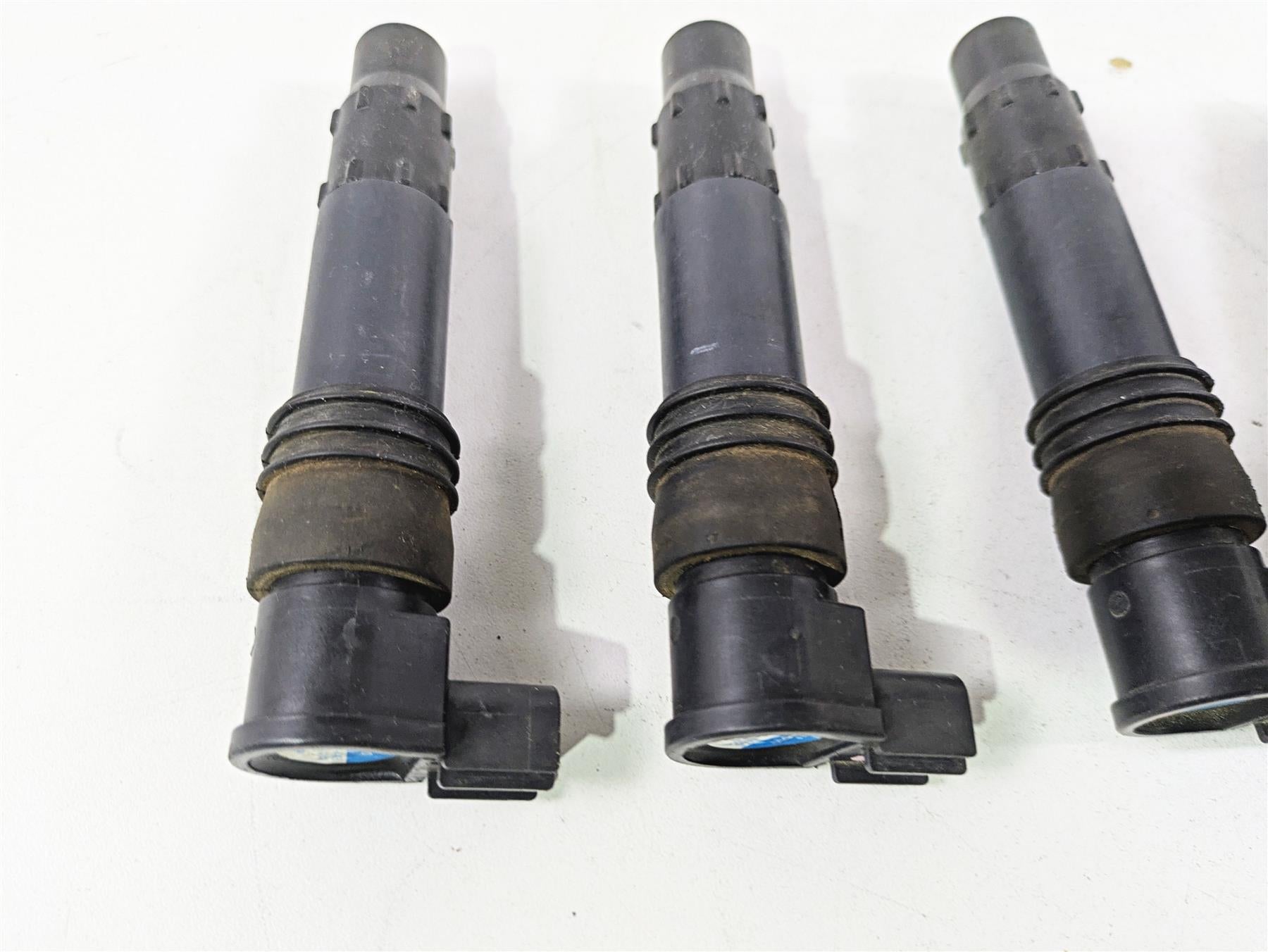 2006 Suzuki GSXR1000 K6 Denso Ignition Coil Set 33410-35F10 33410-35F11 {{ shop.shopifyCountryName }} - Mototech271