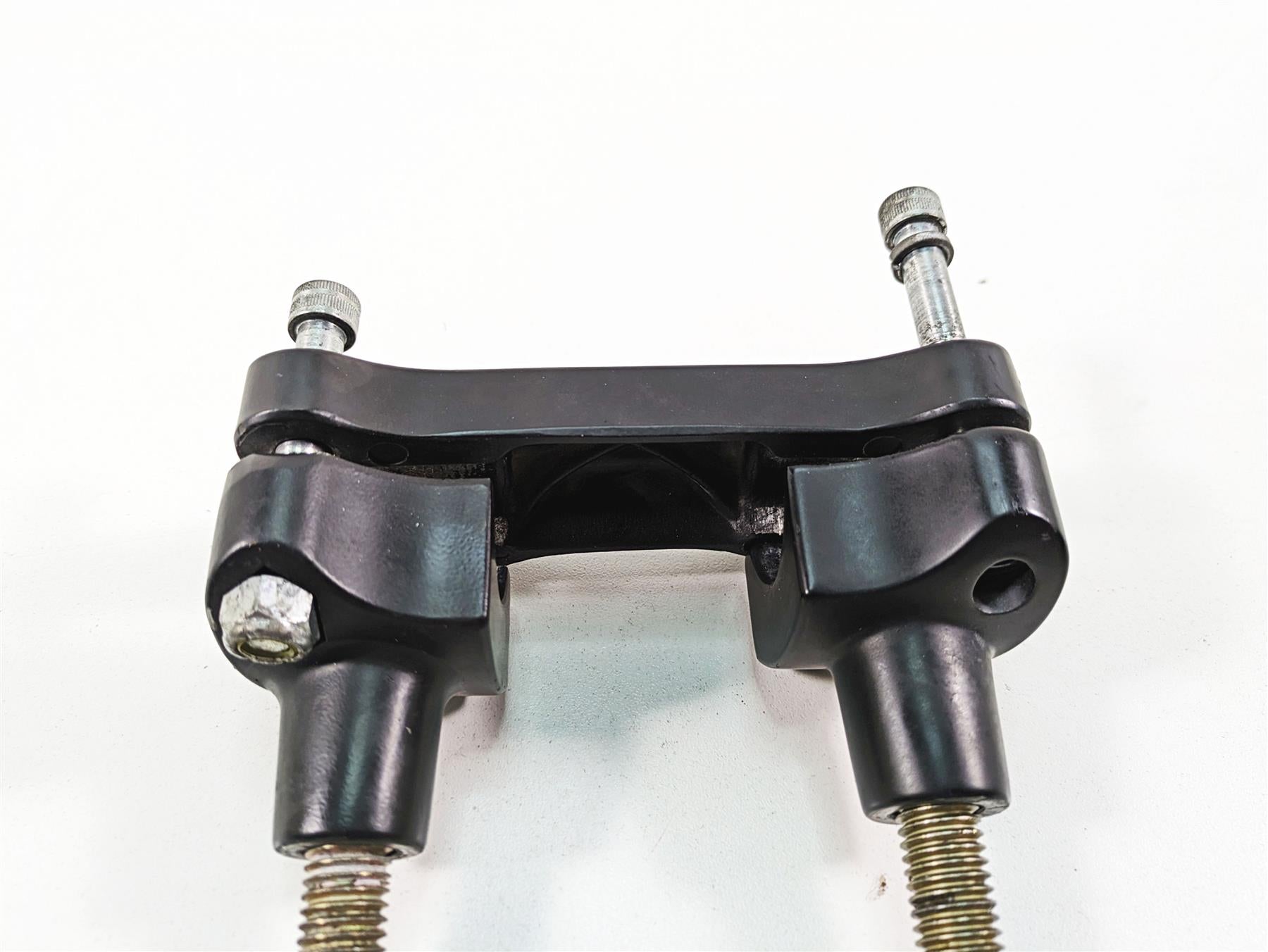 1986 Harley Sportster XLH 883 Handlebar Handle Bar Riser Clamp Set 56115-79A {{ shop.shopifyCountryName }} - Mototech271