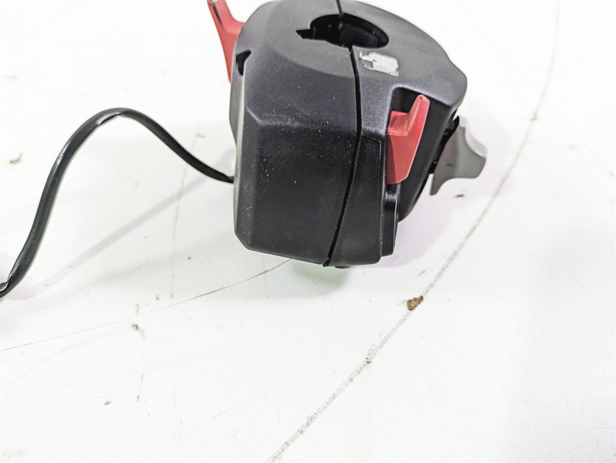 2019 Triumph Speed Triple RS 1050 Left Hand Control Switch READ T2044780 {{ shop.shopifyCountryName }} - Mototech271