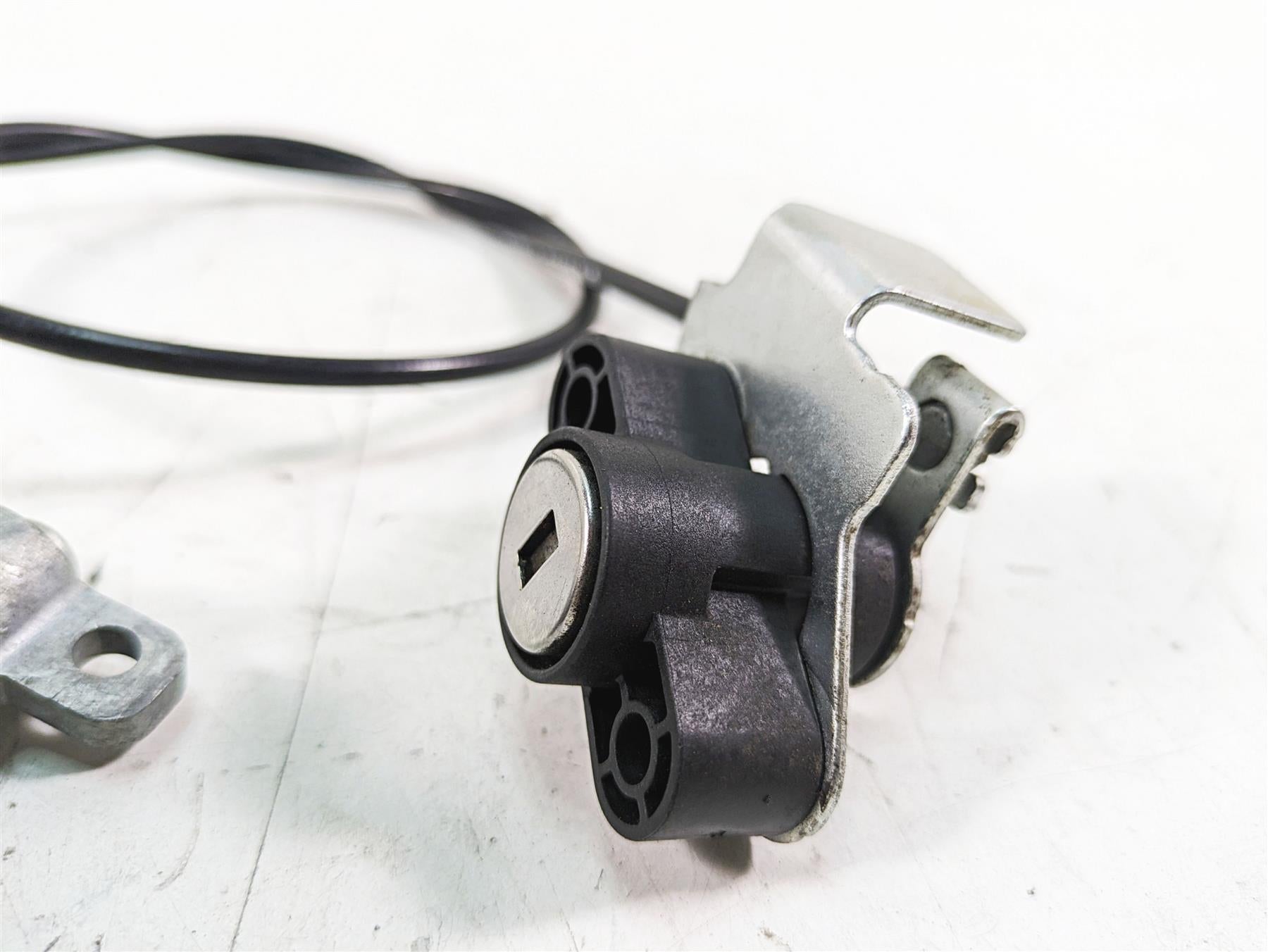 2022 Harley RA1250 S Pan America Steering Seat Lock Set - No Key 45600129 {{ shop.shopifyCountryName }} - Mototech271