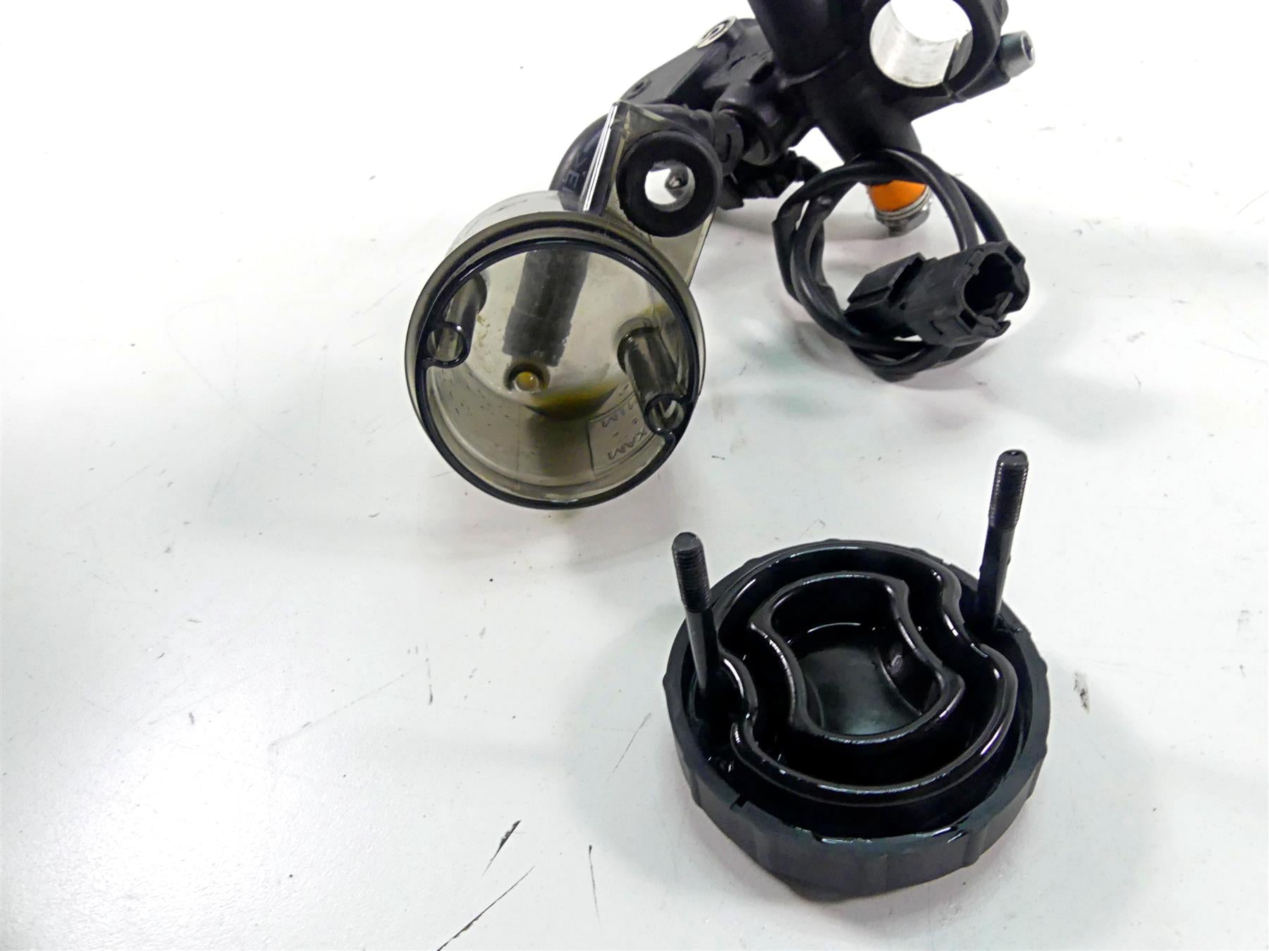 2017 Kawasaki ZX1400 ZX14R Ninja Front Radial Brake Master Cylinder 43015-0638 {{ shop.shopifyCountryName }} - Mototech271