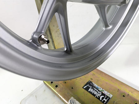 2022 BMW R1250 RT K052 Bent 17x3.5 Front Wheel Rim 36318538086 {{ shop.shopifyCountryName }} - Mototech271