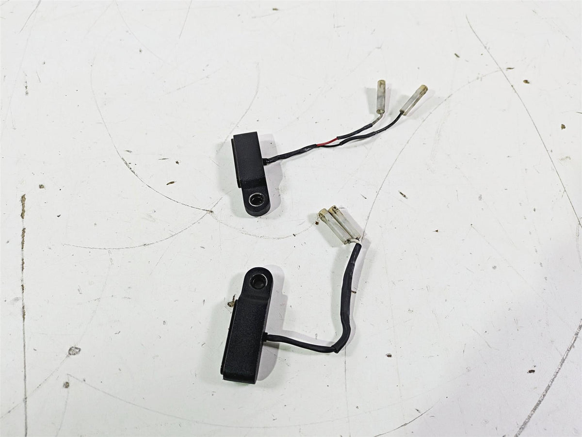 2019 Triumph Speed Triple RS 1050 Aftermarket Tiny Small Blinker Turn Signals {{ shop.shopifyCountryName }} - Mototech271