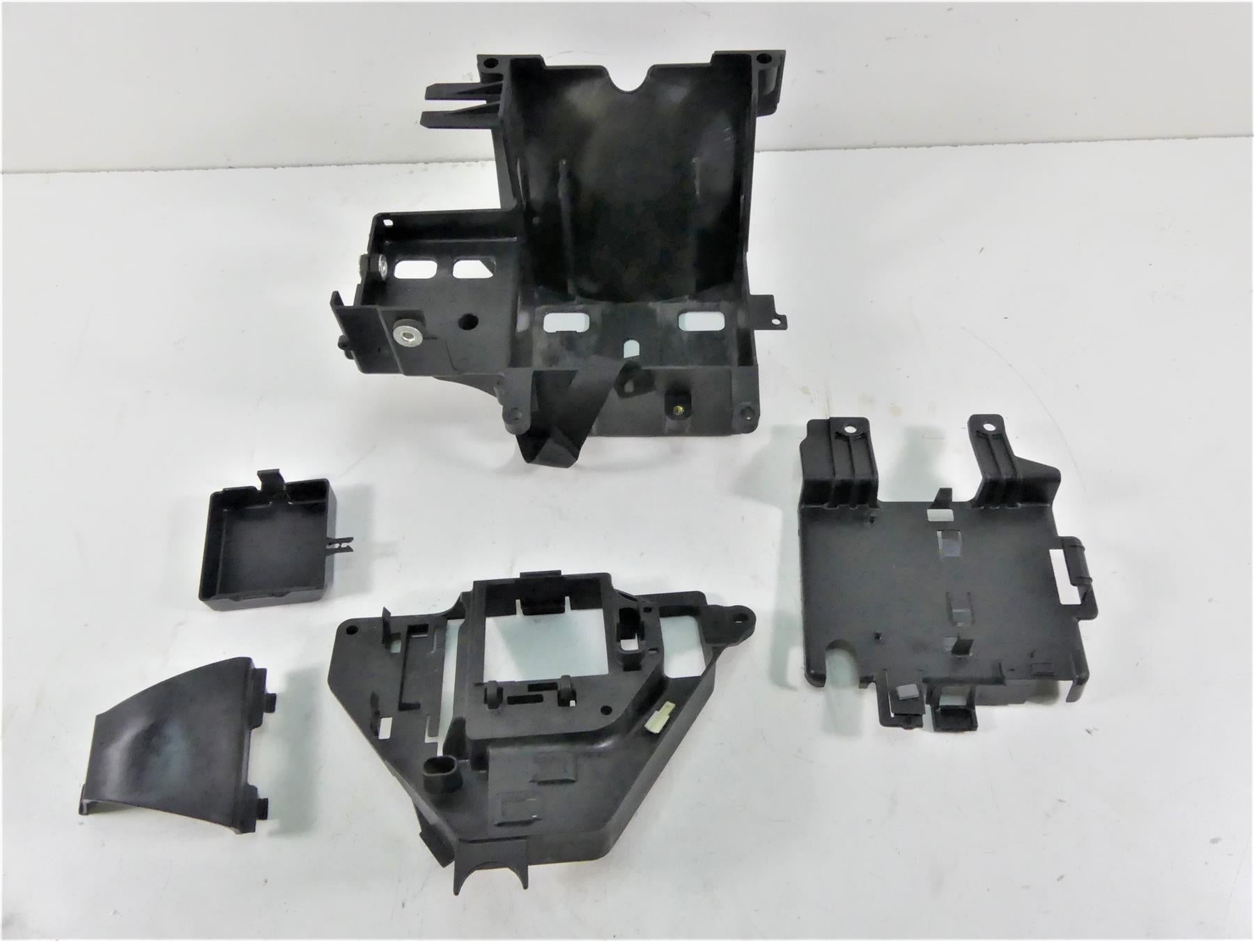 2010 Harley Touring FLHX Street Glide Battery Tray Electric Holder Set 66281-09 {{ shop.shopifyCountryName }} - Mototech271