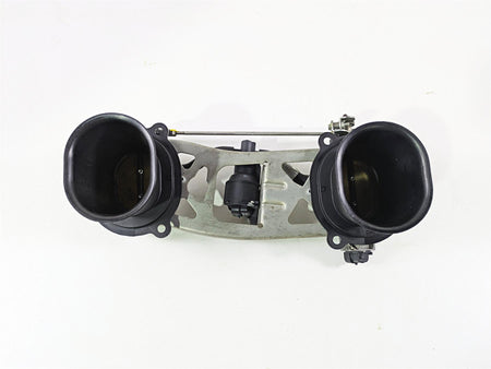 2010 Ducati Streetfighter 1098 S Throttle Body Bodies READ 28240791B {{ shop.shopifyCountryName }} - Mototech271
