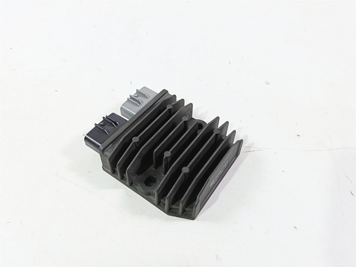 2016 Ducati Monster 1200 S Rectifier Voltage Regulator 54040321A SH821AA {{ shop.shopifyCountryName }} - Mototech271