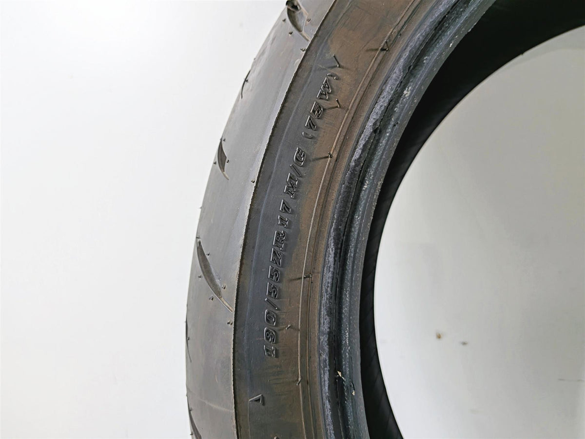 Used Motorcycle Rear Tire Dunlop 190/55R17 GPR-300 Sportmax DOT 1524 45067876 {{ shop.shopifyCountryName }} - Mototech271