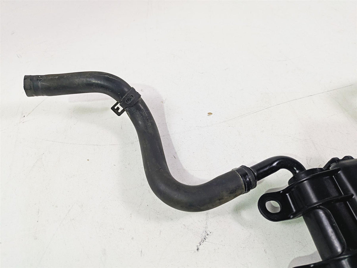 2015 Harley Touring FLHTKL Electra Glide Right Radiator Fan Reservoir 26800003F {{ shop.shopifyCountryName }} - Mototech271