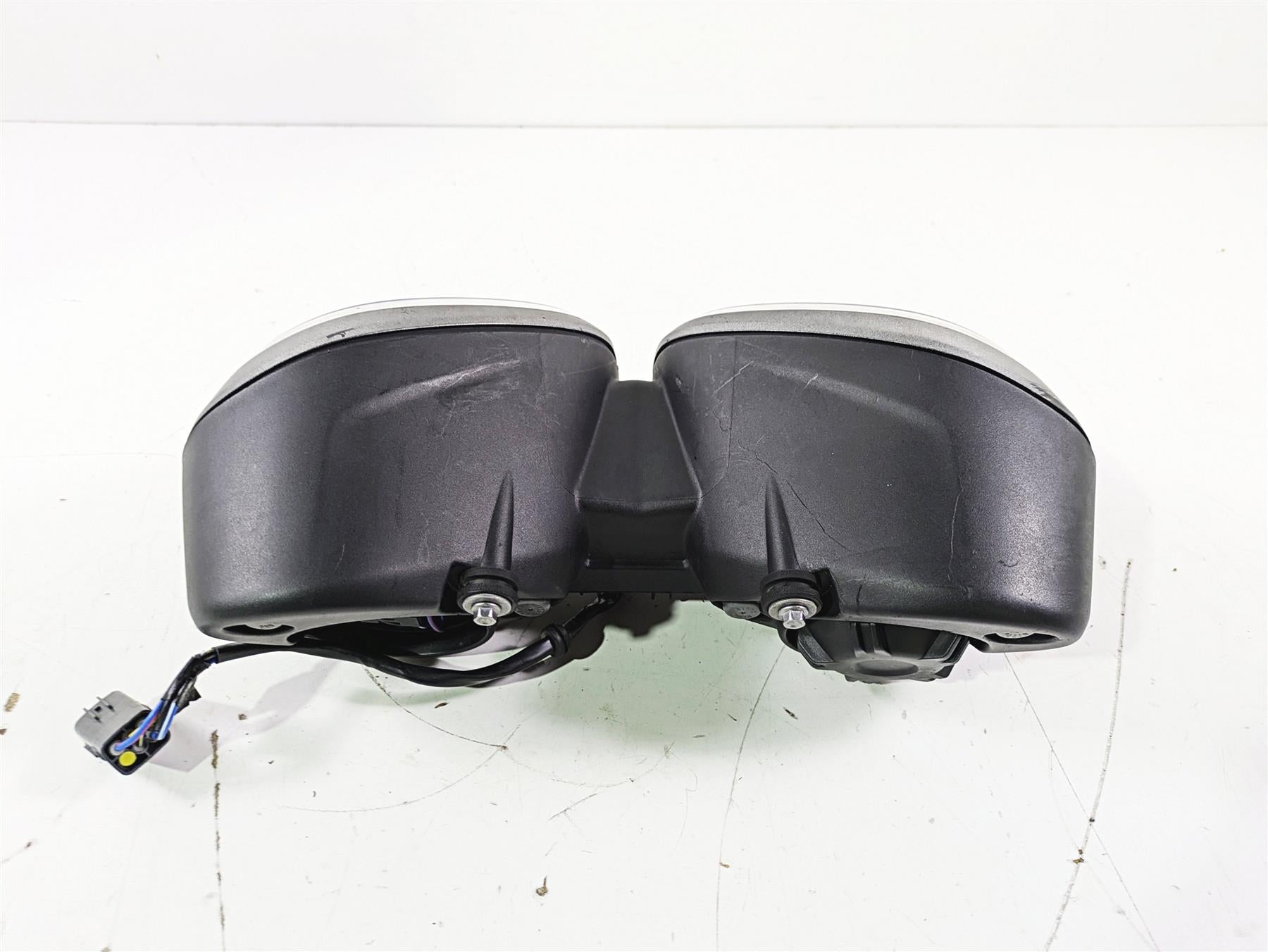 2019 Triumph Speed Triple RS 1050 Headlights Head Light Lamp READ T2702886 {{ shop.shopifyCountryName }} - Mototech271