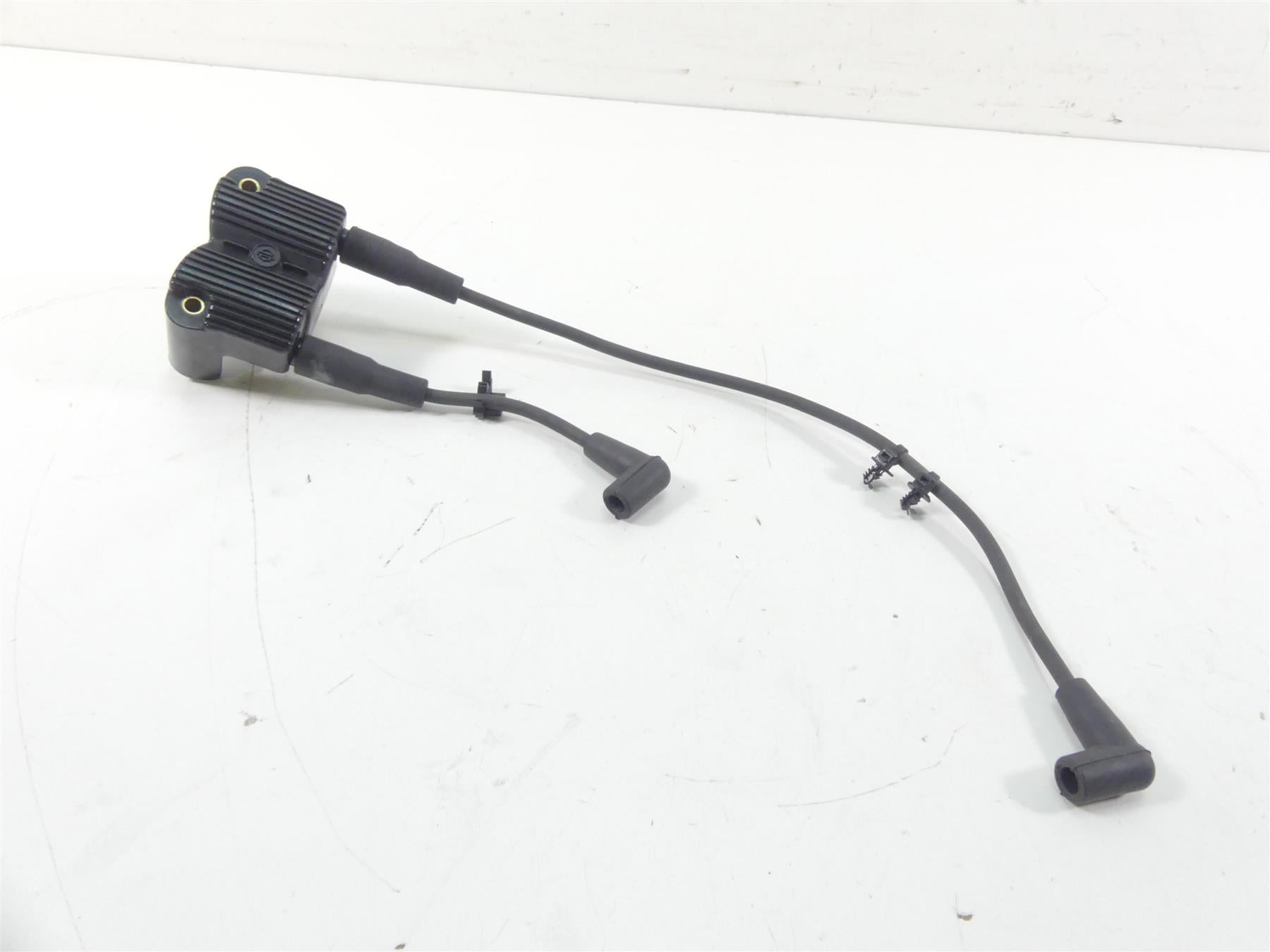 2014 Harley Dyna FXDF Fat Bob Delphi Ignition Coil Wires Plugs Set 31696-07A