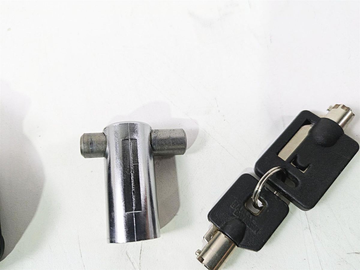 2006 Harley VRSCR Street V-Rod Ignition Switch Key Lock Set 71404-06 {{ shop.shopifyCountryName }} - Mototech271