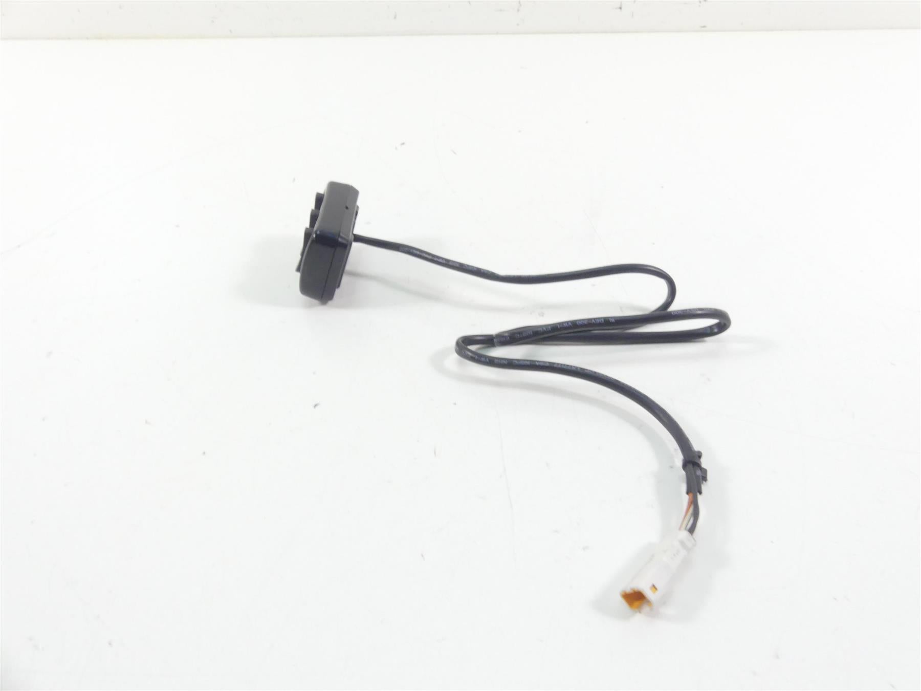 2015 Victory Cross Country Tour Left Hand Radio Stereo Control Switch 1017807 {{ shop.shopifyCountryName }} - Mototech271