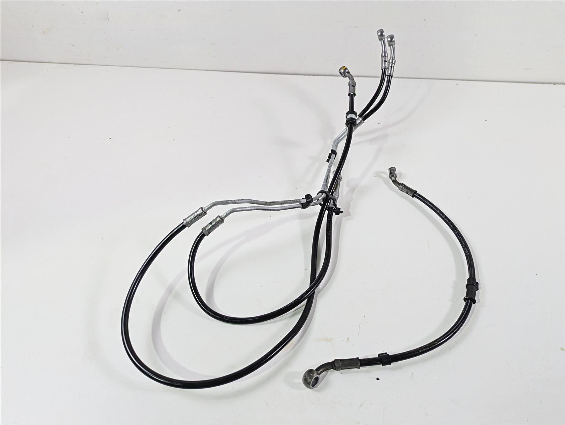 2022 Ducati Hypermotard 950 Front Abs Brake Line Set 61811511A 61811501A {{ shop.shopifyCountryName }} - Mototech271