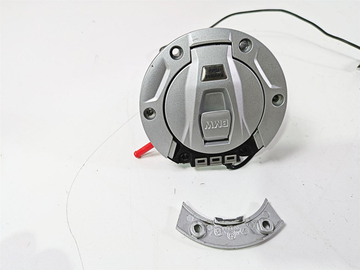 2018 BMW R1200GS GSW K50 Keyless Ride Fuel Gas Tank Cap 16118531632 {{ shop.shopifyCountryName }} - Mototech271