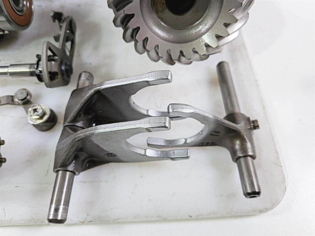 2009 Yamaha VMX17 V-Max 1700 Transmission & Middle Gear Set 2S3-Y1754-00 {{ shop.shopifyCountryName }} - Mototech271