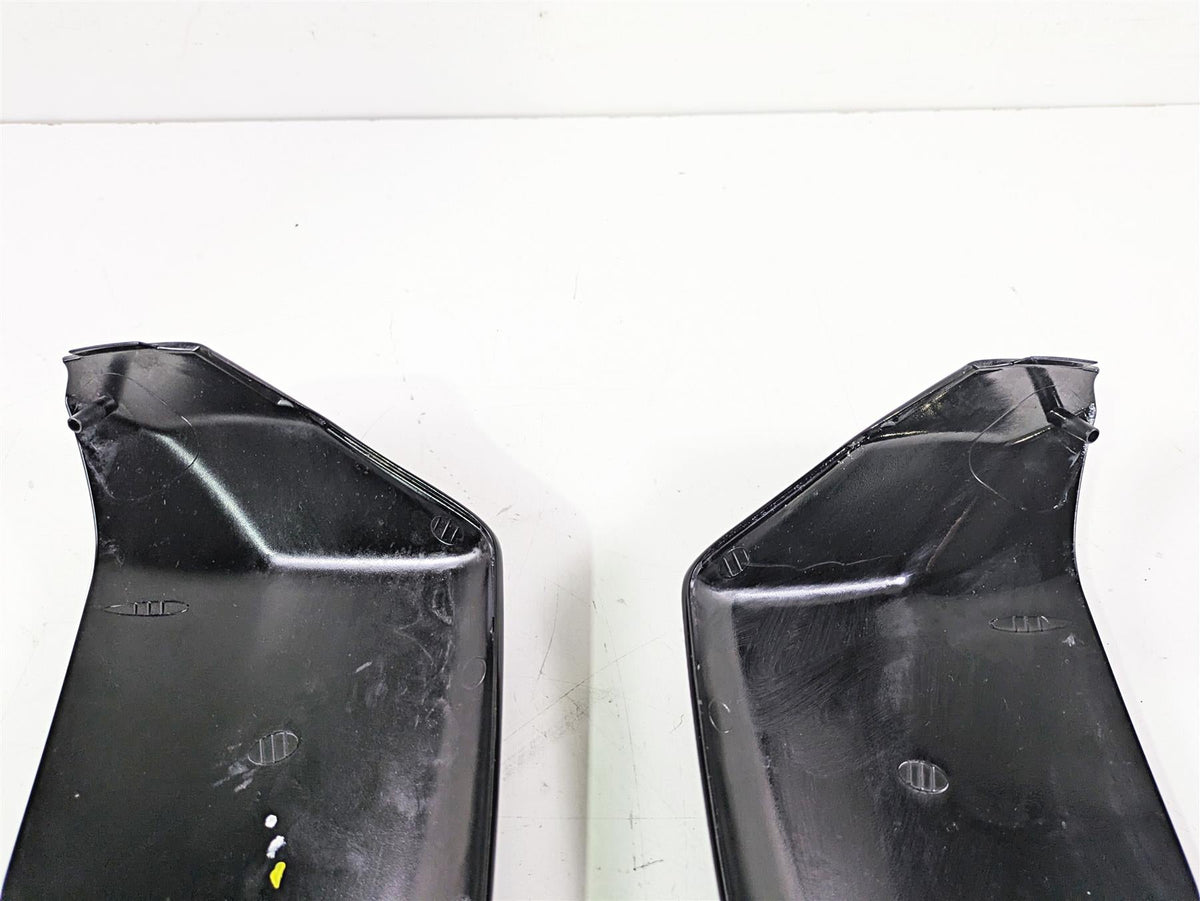 2012 Harley VRSCF Muscle V Rod Radiator Side Cover Fairing Set 26836-09 26837-09 {{ shop.shopifyCountryName }} - Mototech271