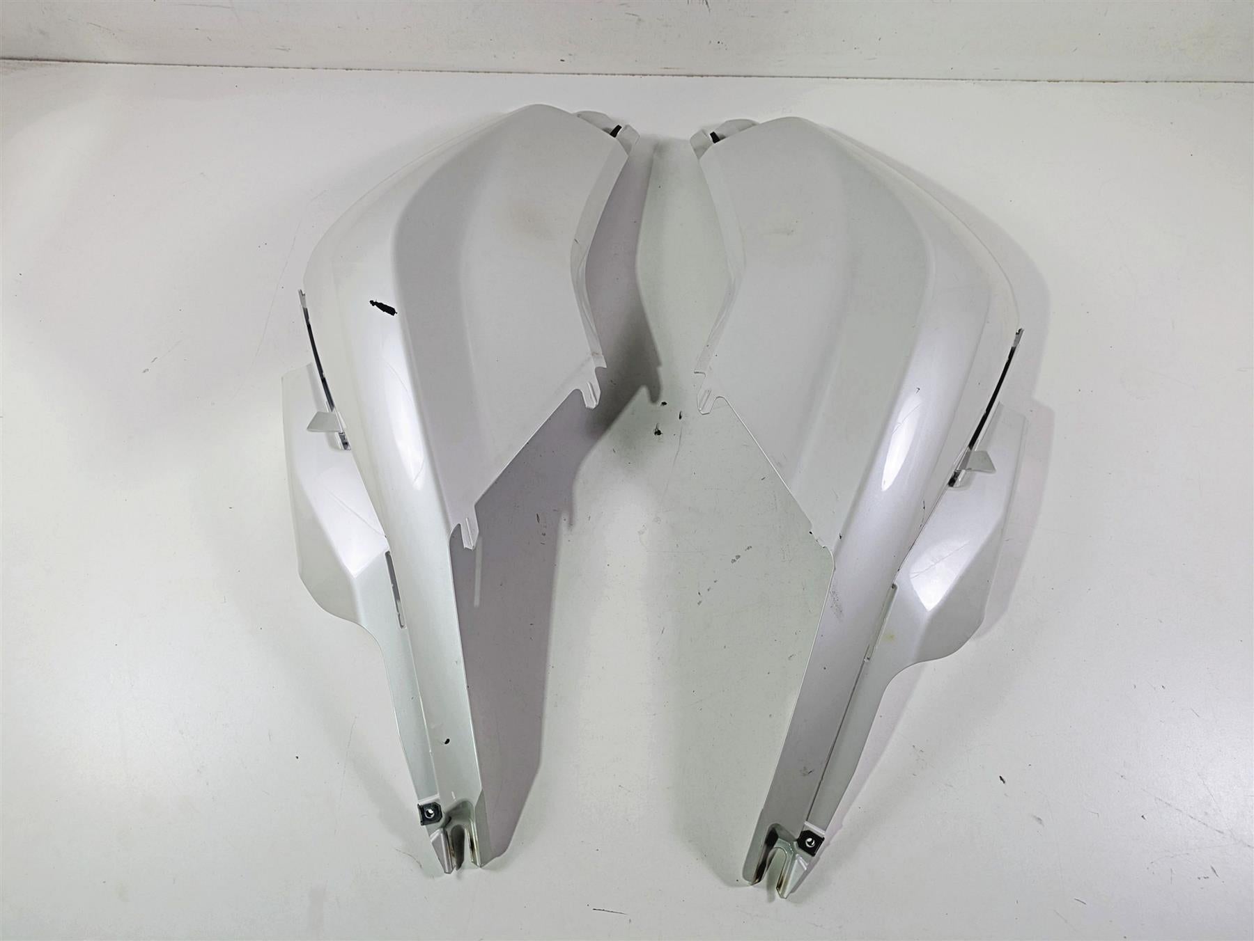 2014 BMW K1600 GTL K48 Fuel Tank Fairing Cover Set - Read 46637710451 {{ shop.shopifyCountryName }} - Mototech271
