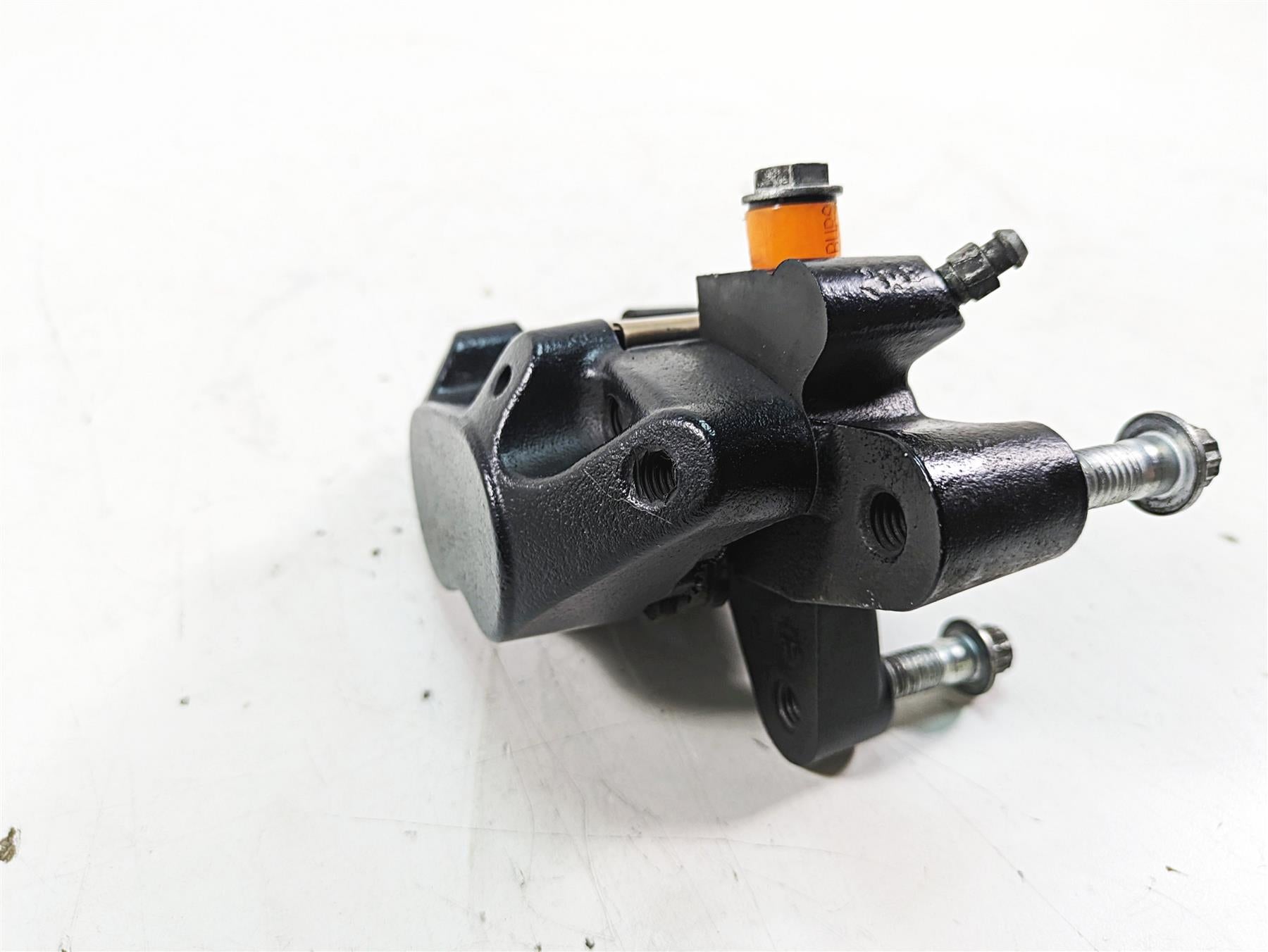 2020 Harley Softail FXBB Street Bob Front Brake Caliper 41300095 {{ shop.shopifyCountryName }} - Mototech271
