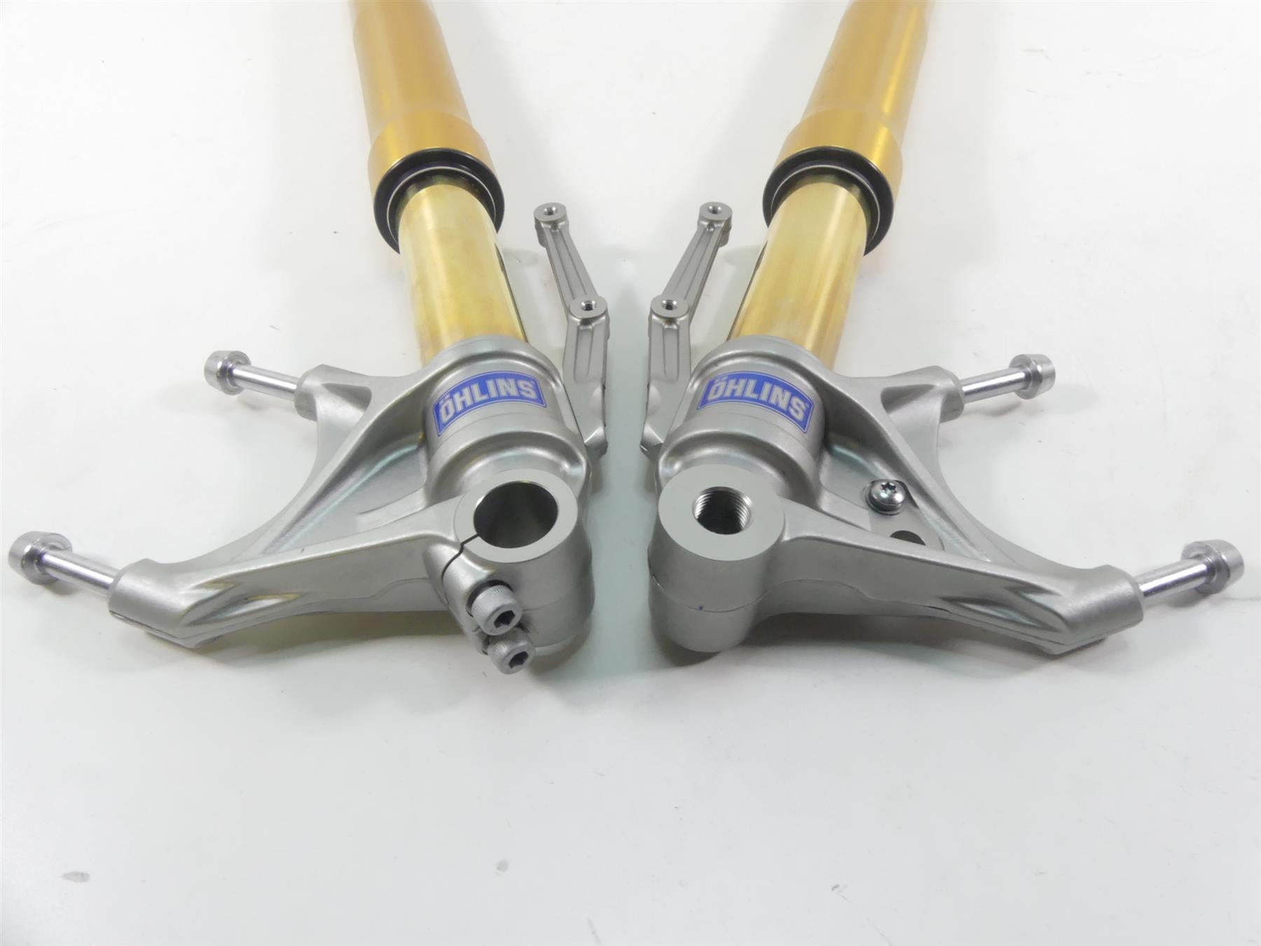 2015 Triumph 1050 Speed Triple R Front Straight Ohlins Forks T2041416 T2041417 {{ shop.shopifyCountryName }} - Mototech271