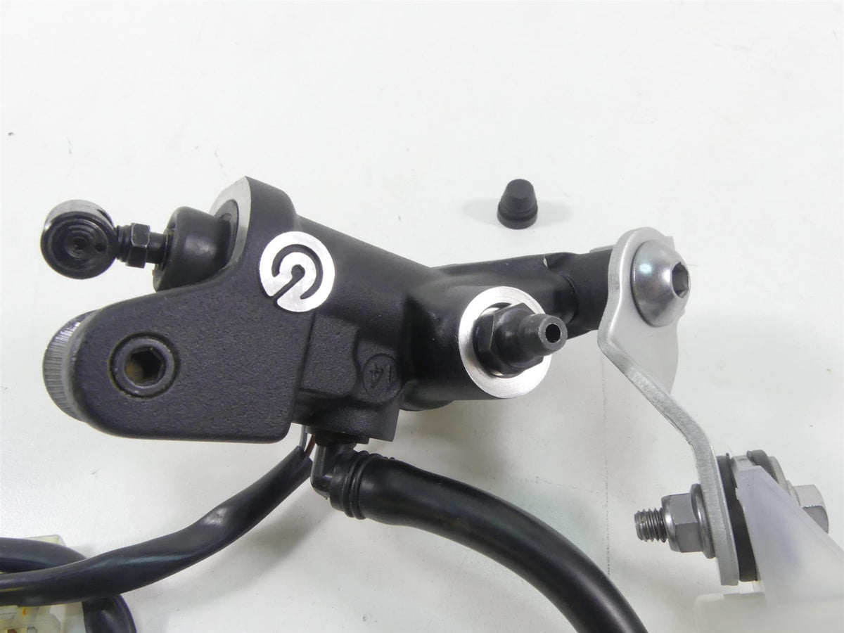 2015 Triumph 1050 Speed Triple R Front Brembo Radial Brake Master Cylin T2024850 {{ shop.shopifyCountryName }} - Mototech271