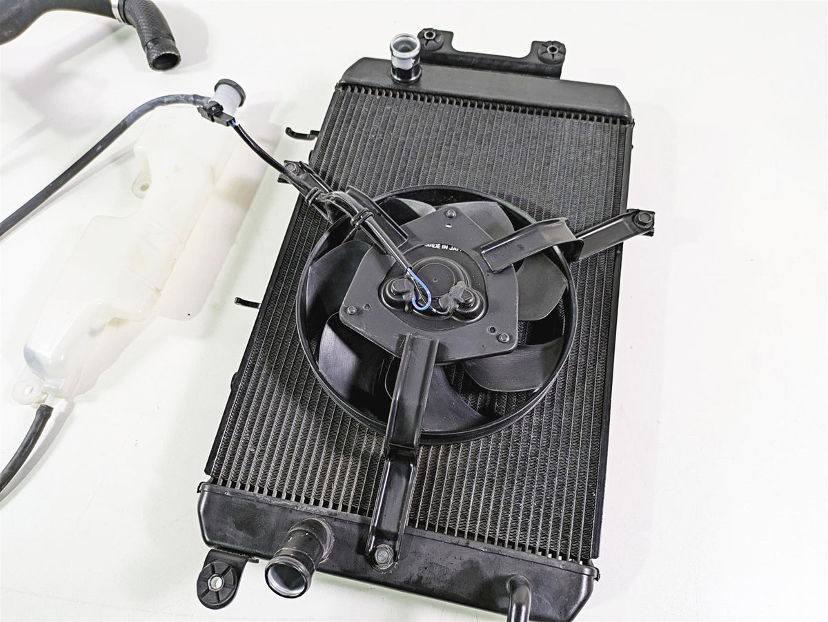 2016 Suzuki M109R VZR1800 Boulevard Radiator Fan Reservoir Hoses Set 17710-48G00 {{ shop.shopifyCountryName }} - Mototech271