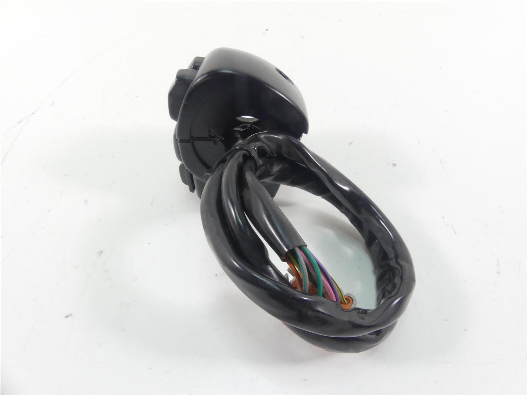 1999 Harley Touring FLHTCUI Electra Glide Left Hand Control Switch 71682-06A {{ shop.shopifyCountryName }} - Mototech271