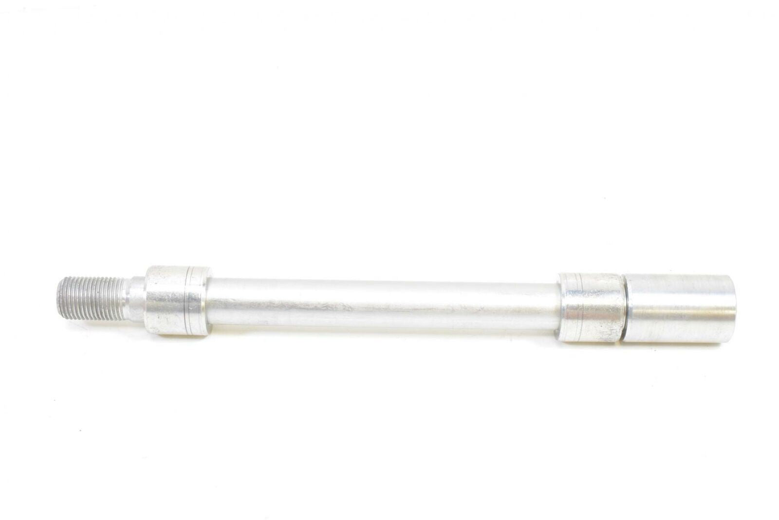 2017 Honda CBR500 R CBR500R Front 17mm Wheel Spindle Axle 44301-MGZ-J00 {{ shop.shopifyCountryName }} - Mototech271