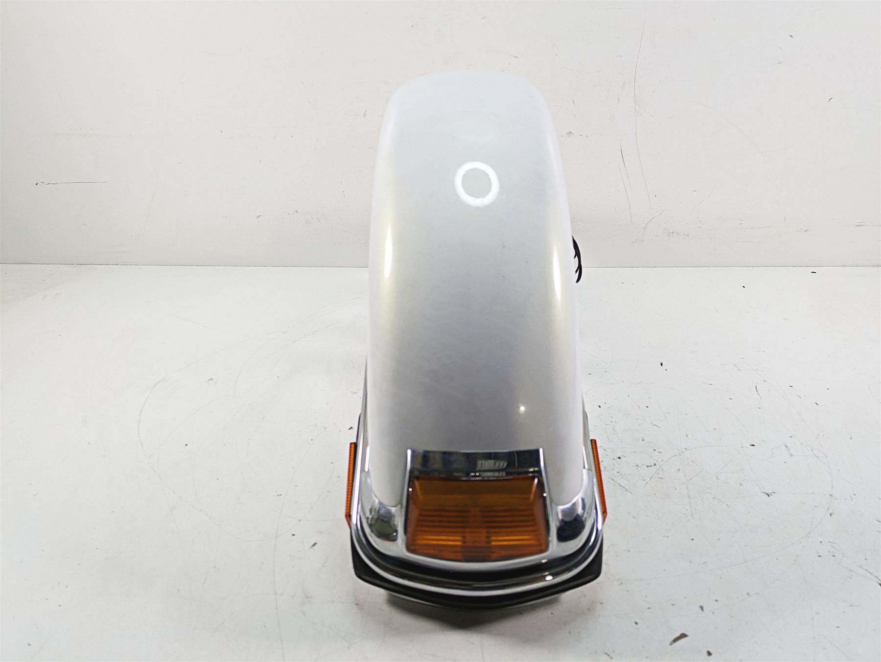 2008 Harley FLHTCU Electra Glide Front Fender White Black Gold Pearl 59087-00B {{ shop.shopifyCountryName }} - Mototech271
