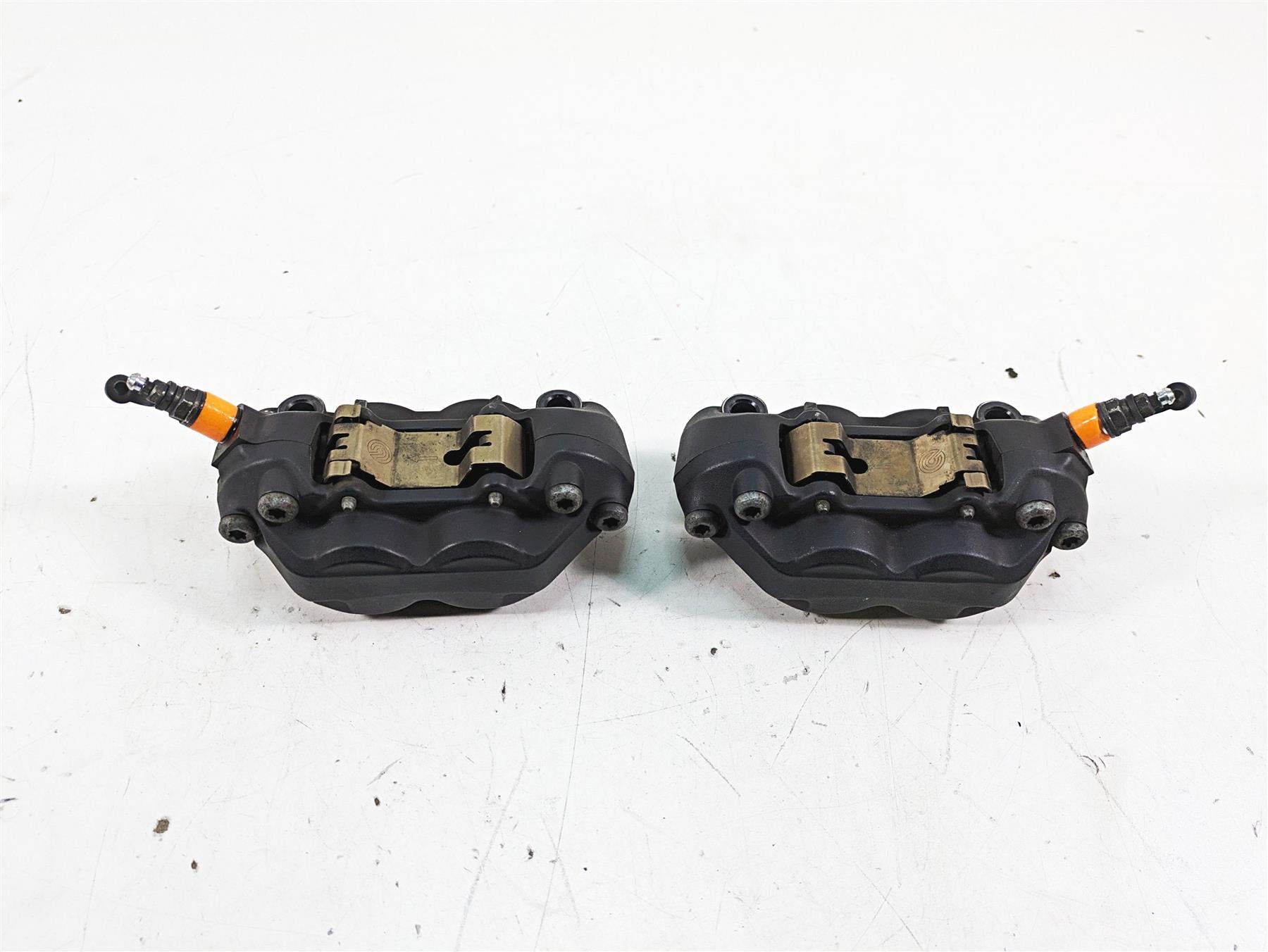 2014 Moto Guzzi California 1400 T Brembo Front Brake Caliper Set 883385 883384 {{ shop.shopifyCountryName }} - Mototech271