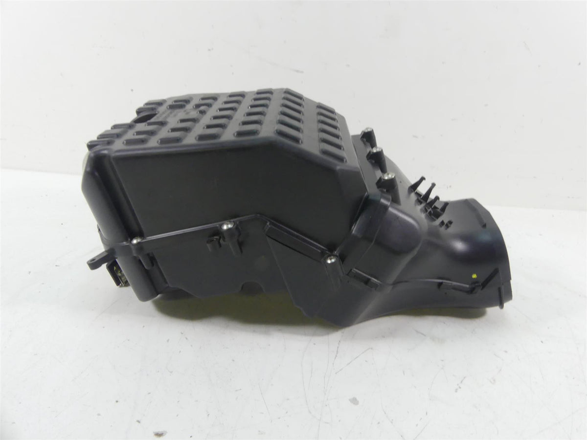 2021 Aprilia RS 660 Air Filter Cleaner Breather Box Airbox 2B006527 2B006529 {{ shop.shopifyCountryName }} - Mototech271