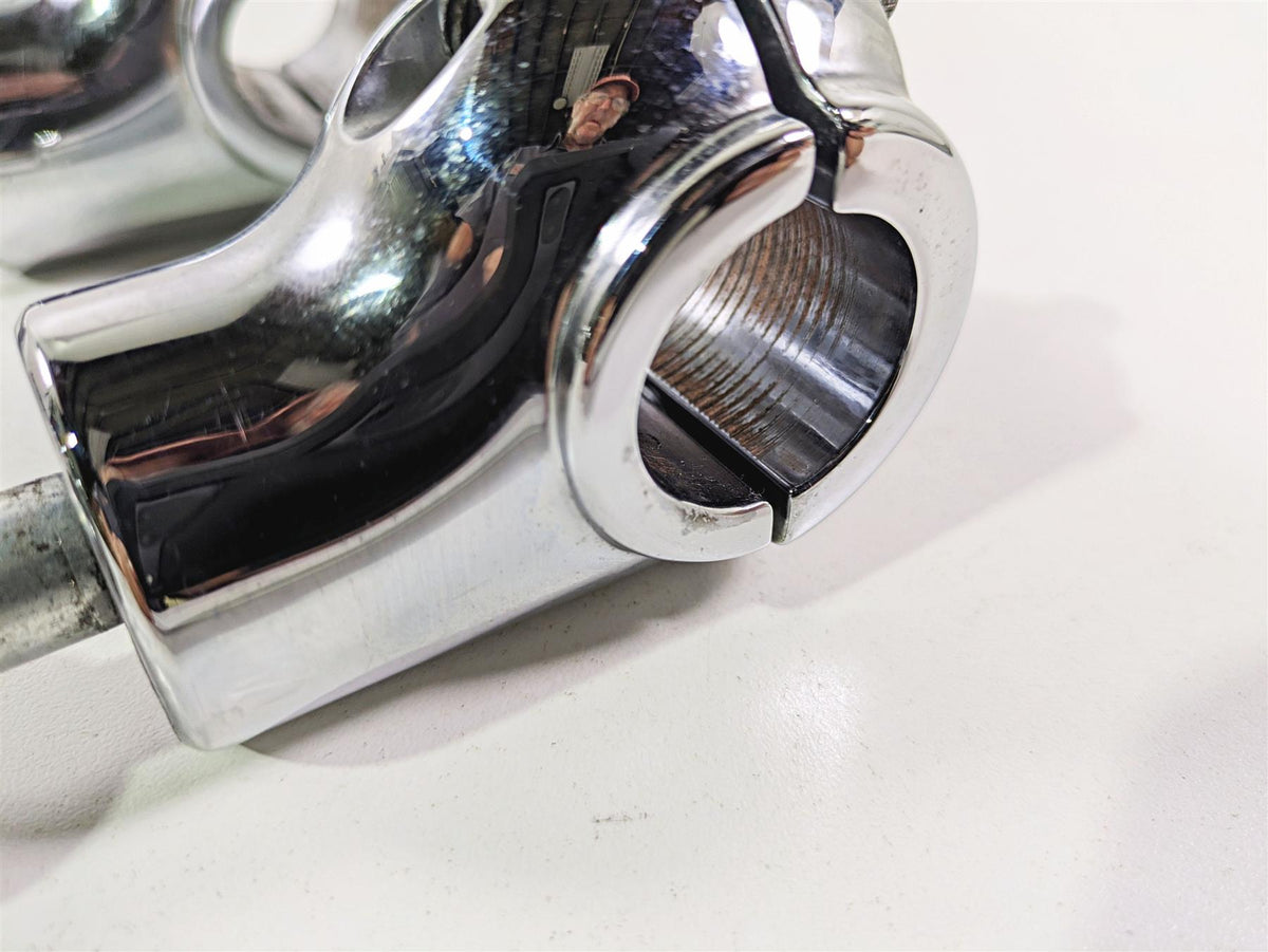 2018 Harley FLHCS Softail Heritage 115th Handlebar Riser & Medallion 56998-09 {{ shop.shopifyCountryName }} - Mototech271