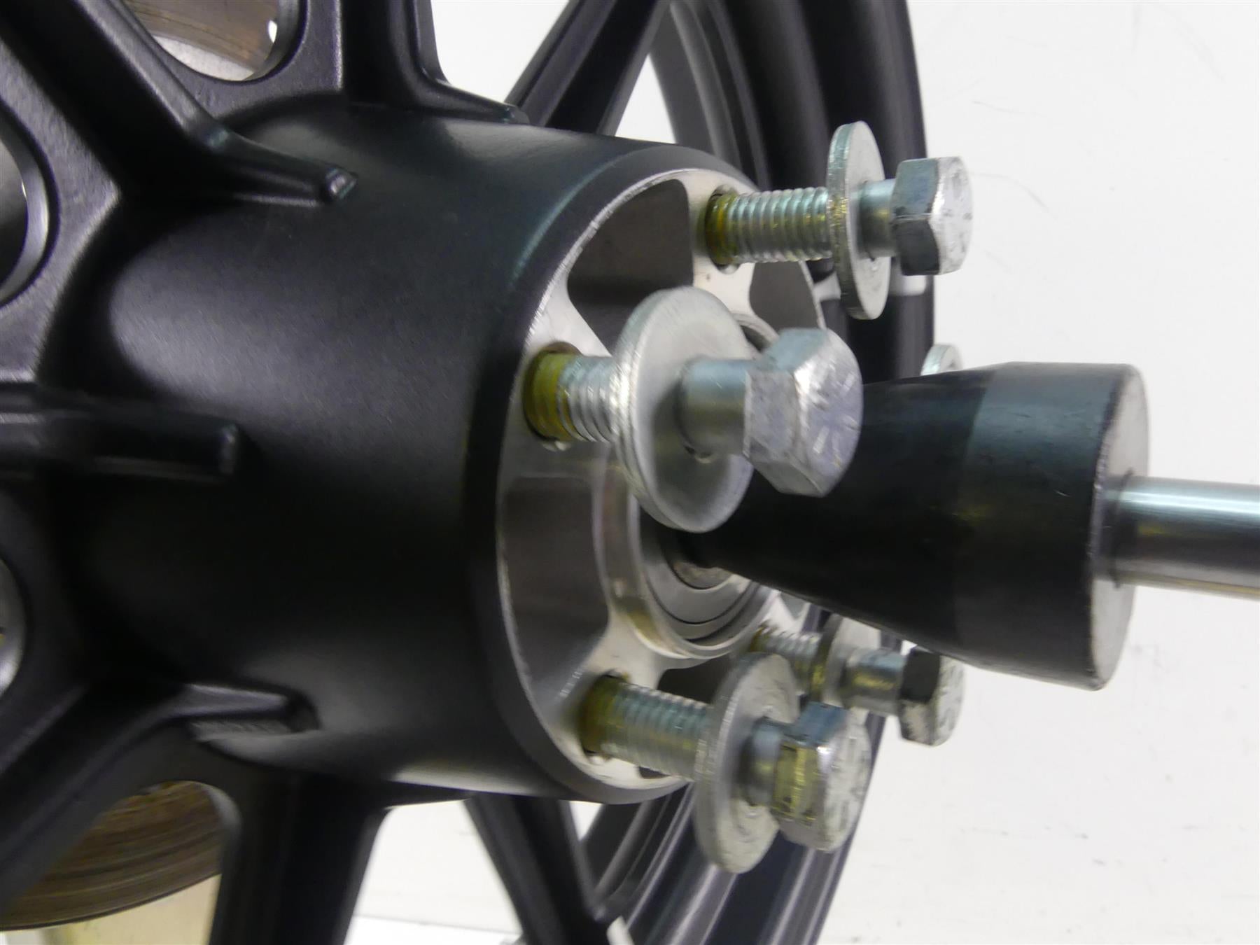 2019 Harley XL883 N Sportster Iron Rear 16x3 Wheel Rim 9 Spoke 40900402 {{ shop.shopifyCountryName }} - Mototech271