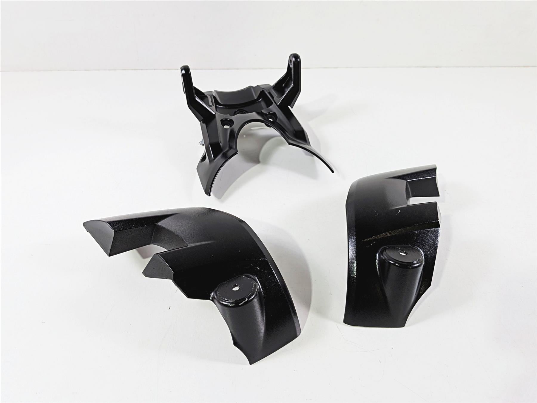 2009 Yamaha VMX17 V-Max 1700 Gauge Headlight Stay Crown Support 2S3-23437-00-00-Mototech271