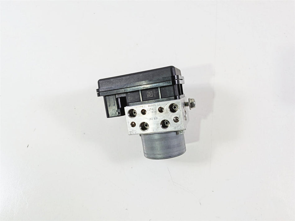 2022 Yamaha YZF R1 R1M RN65 Abs Brake Pump Module Unit B3L-85930-01 B3L-85930-08-Mototech271