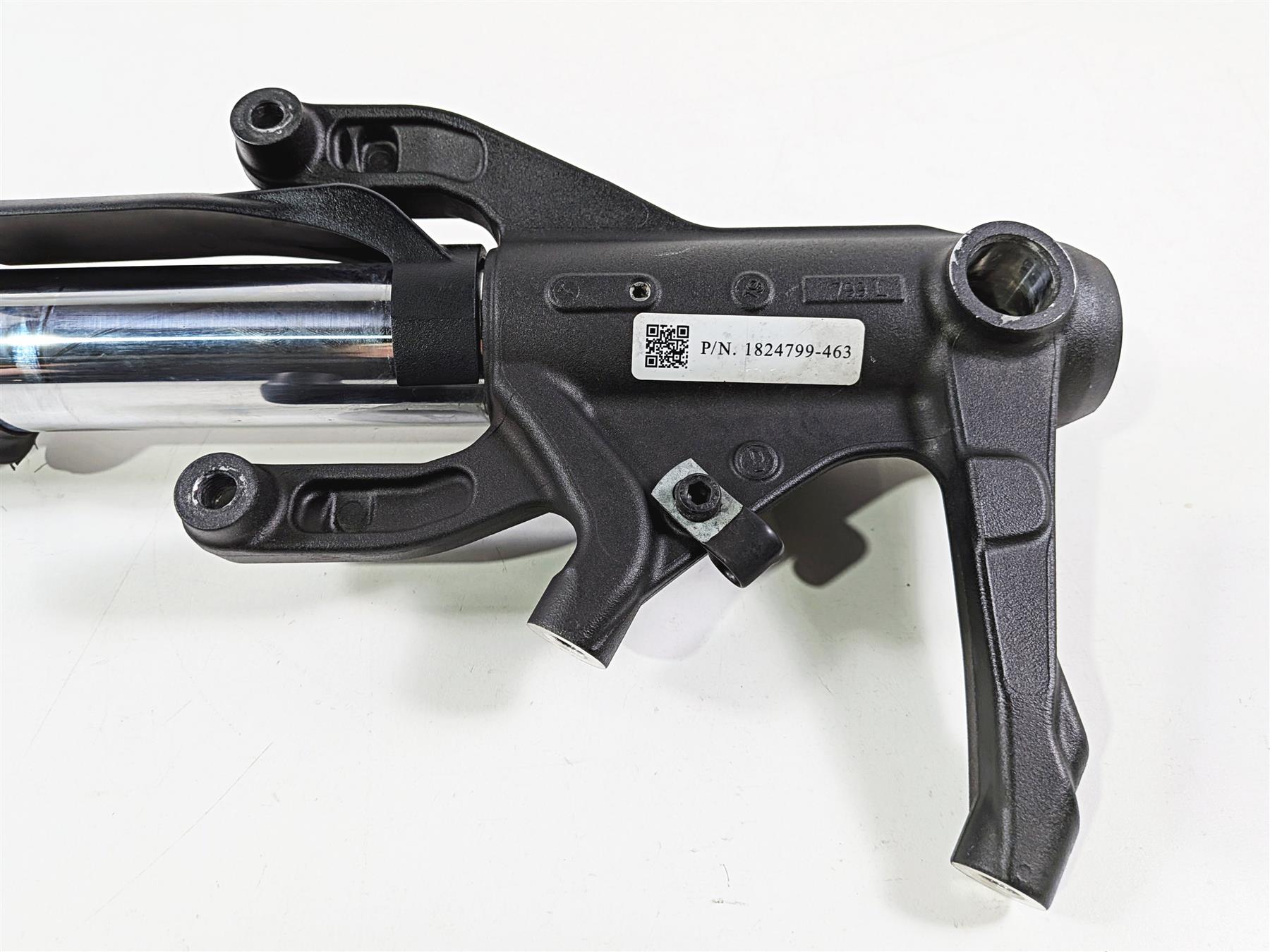 2020 Indian Challenger Limited Left Front Fork Leg - Dent 1824799 1825057-Mototech271