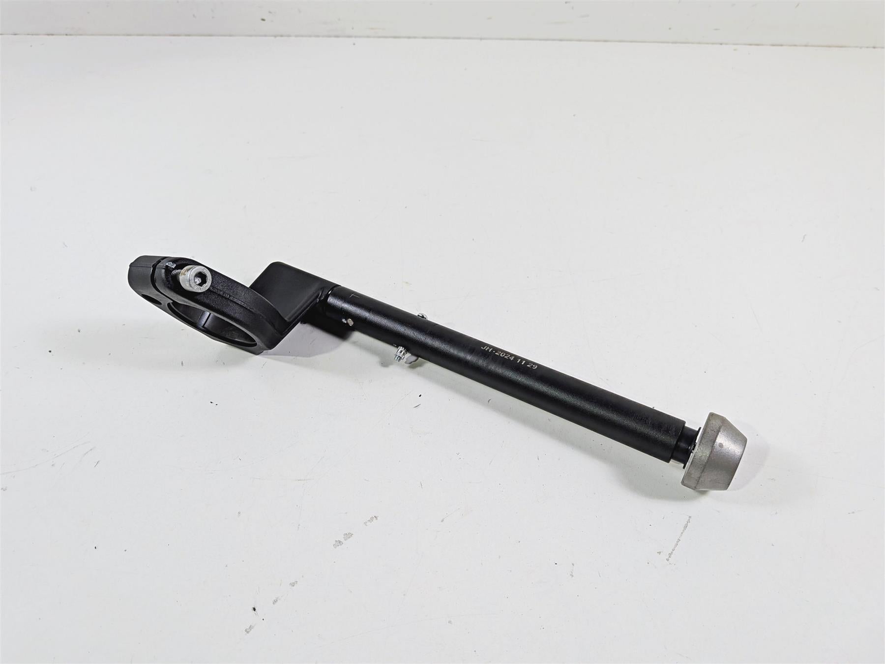2025 CFMoto 450 SS Right Handlebar Handle 6AQV-100120-1300 {{ shop.shopifyCountryName }} - Mototech271