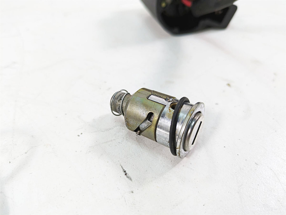 2006 Harley Sportster XL1200 Ignition Switch Steering Lock Key Set Read 71441-94 {{ shop.shopifyCountryName }} - Mototech271