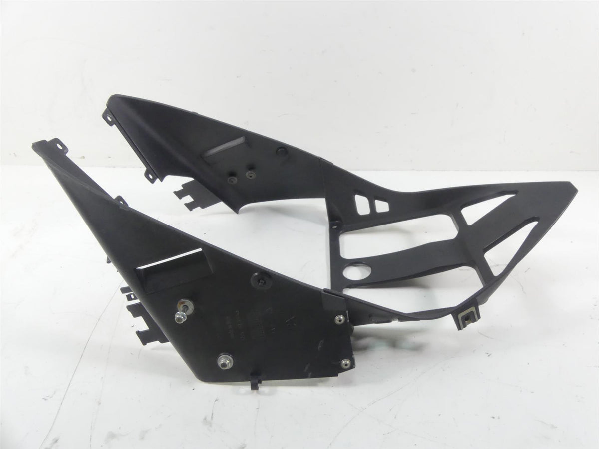2004 Aprilia RSV1000 R Mille Inner Fairing Oil Cooler Cover 106889 {{ shop.shopifyCountryName }} - Mototech271
